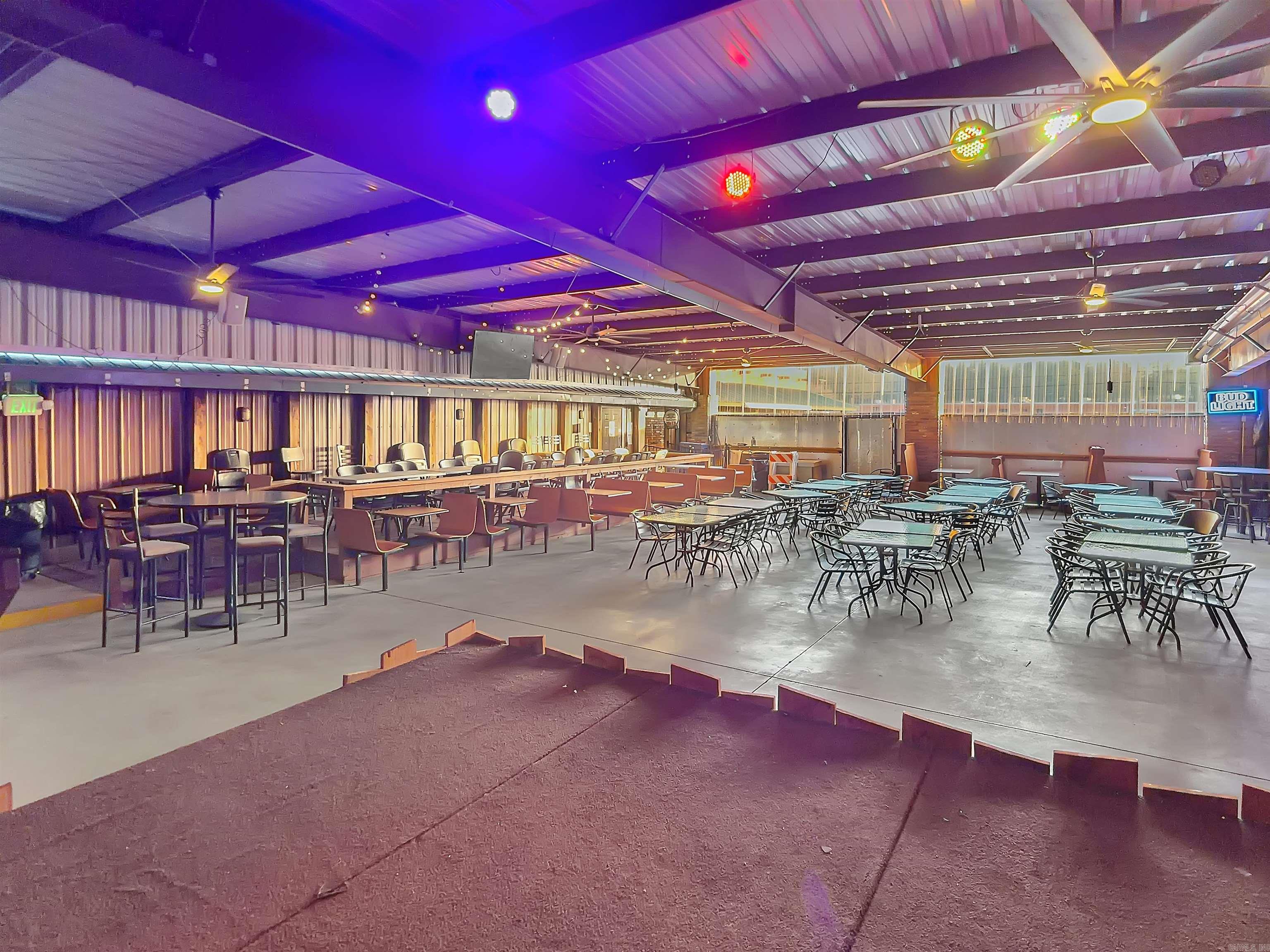 1222  1/2 E Broadway  Morrilton, AR