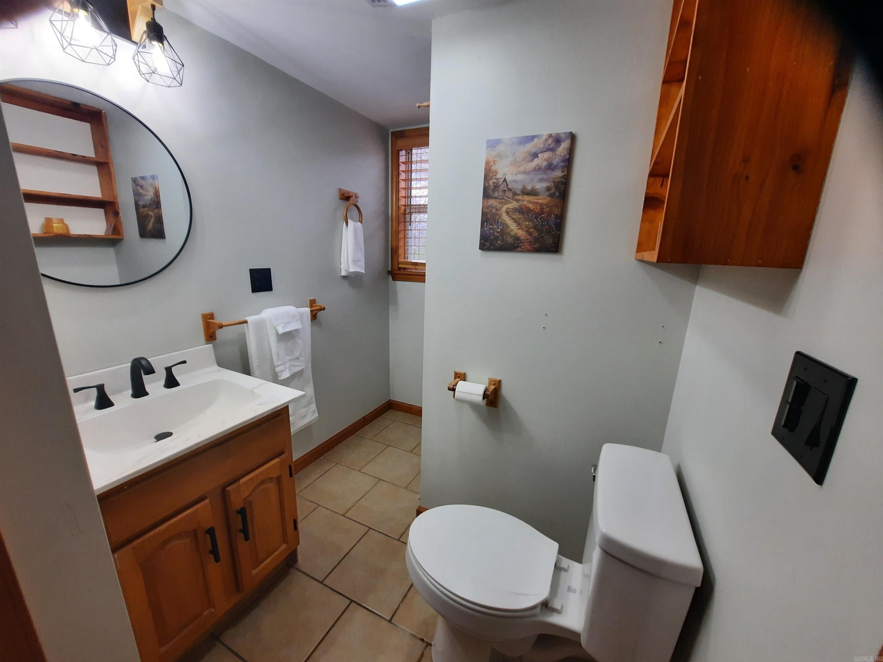 210 Vine  Mountain View, AR