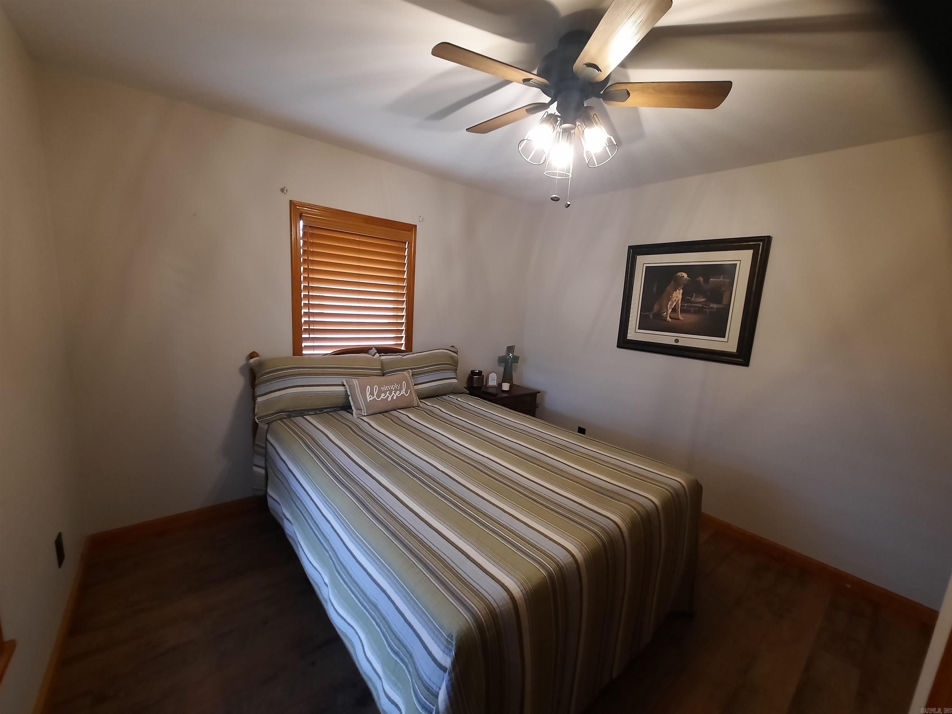 210 Vine  Mountain View, AR