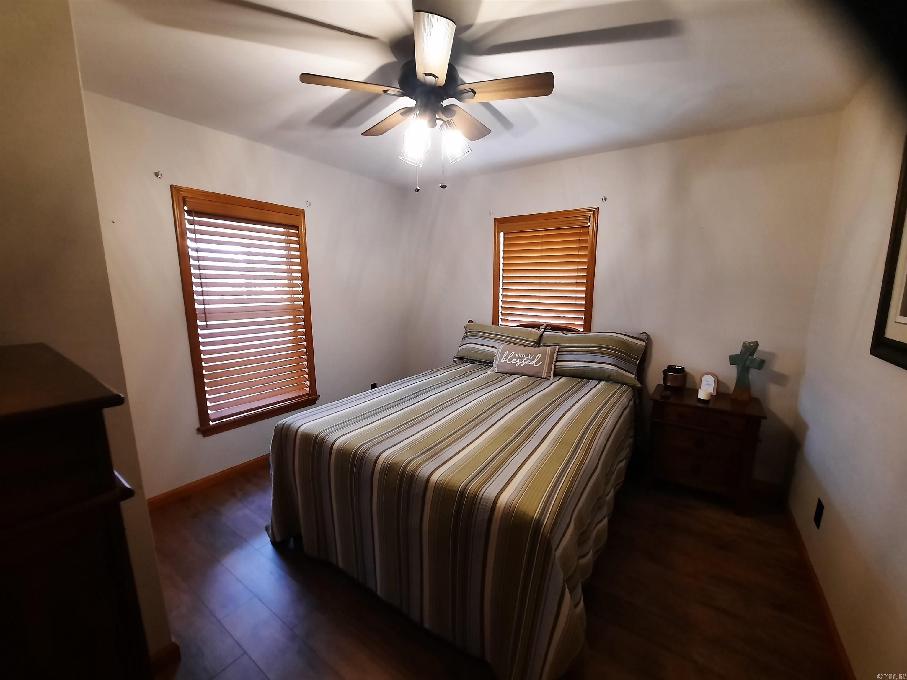 210 Vine  Mountain View, AR