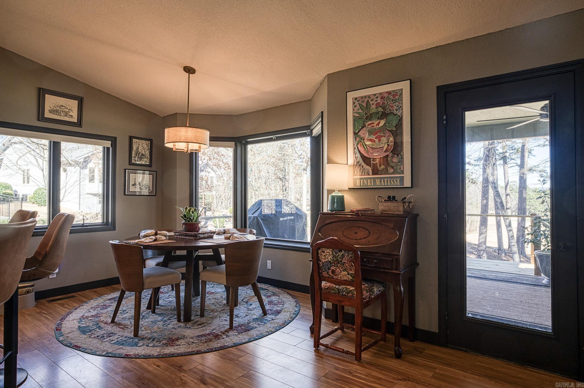 32 Doscientos Circle  Hot Springs Village, AR