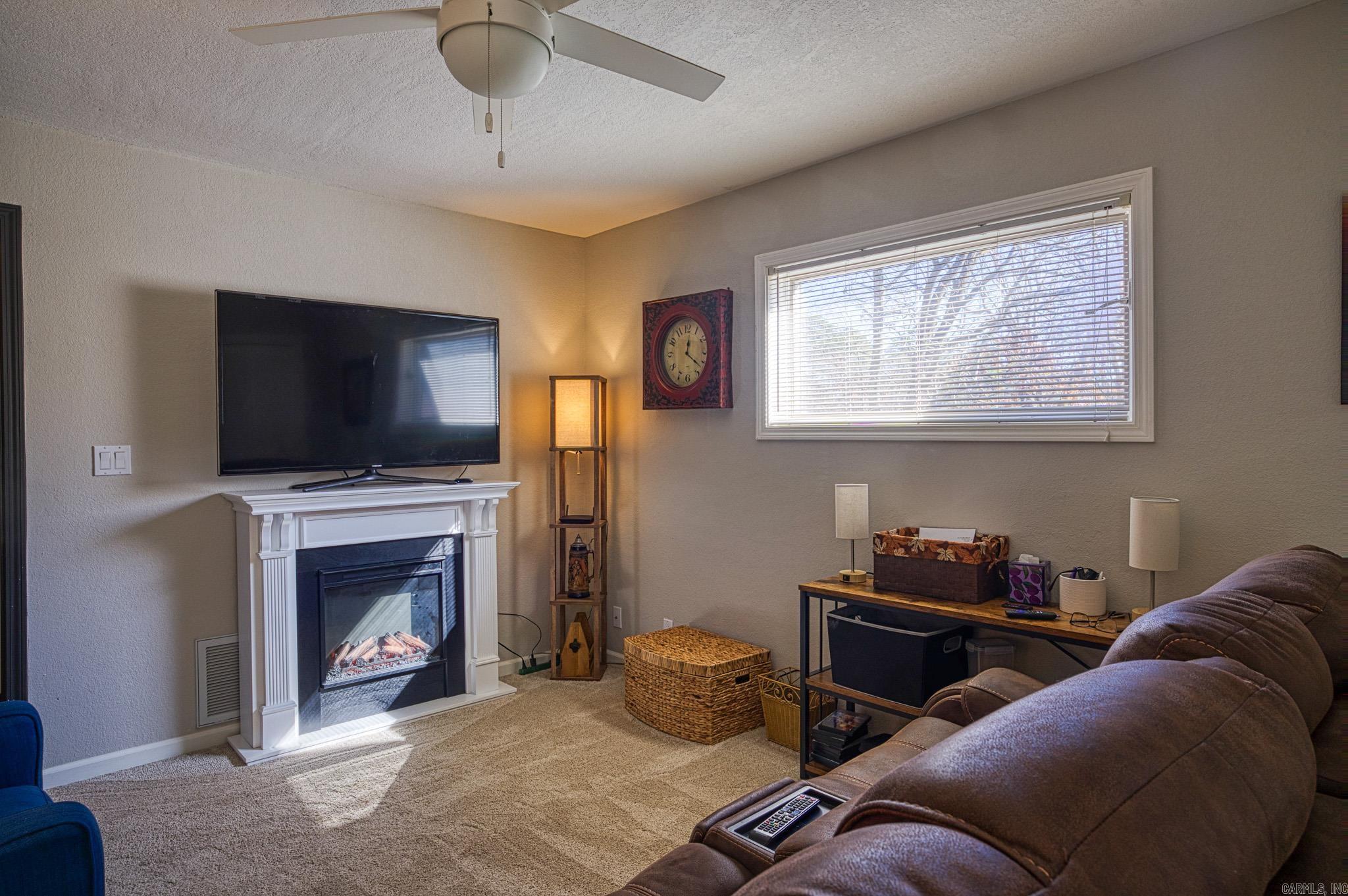 32 Doscientos Circle  Hot Springs Village, AR