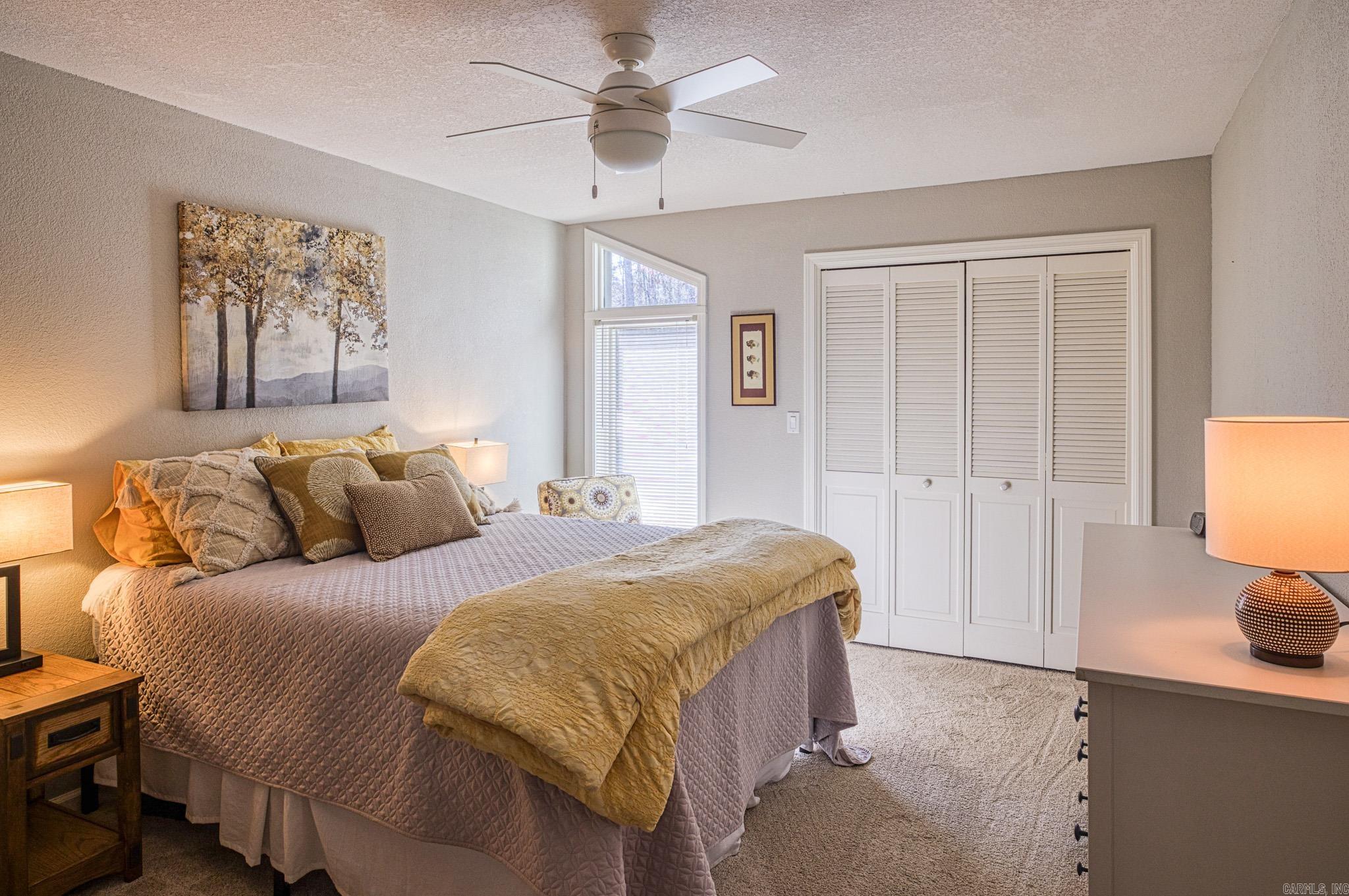 32 Doscientos Circle  Hot Springs Village, AR