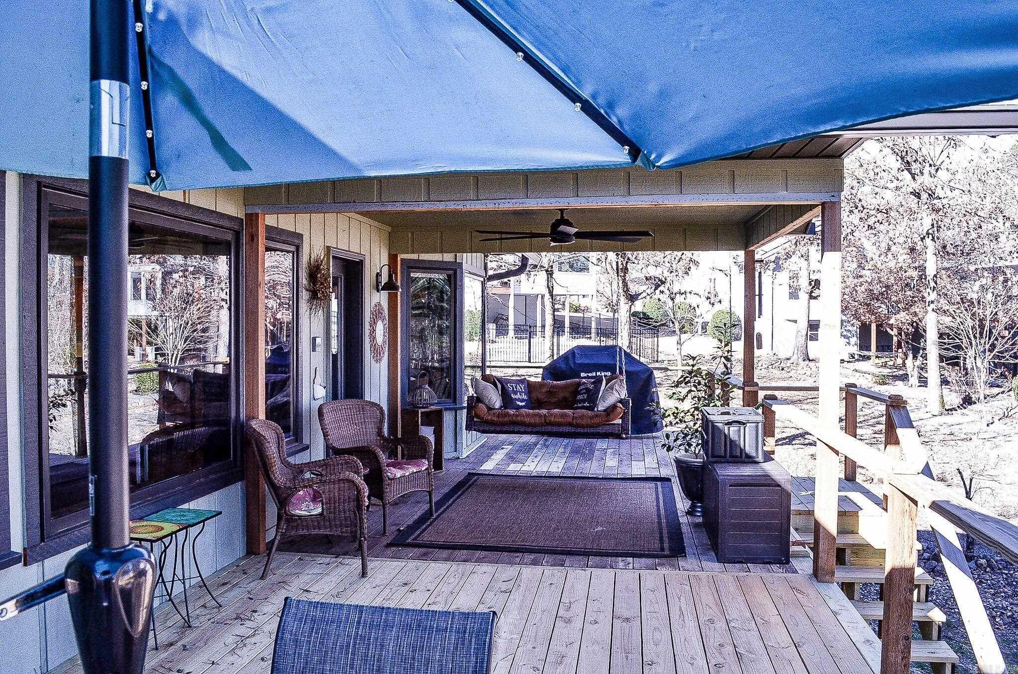 32 Doscientos Circle  Hot Springs Village, AR