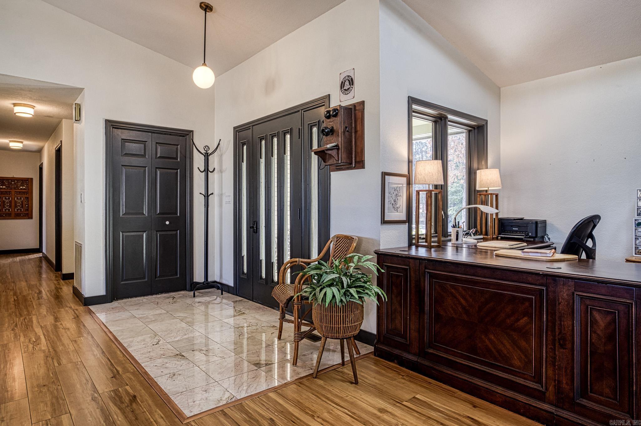 32 Doscientos Circle  Hot Springs Village, AR