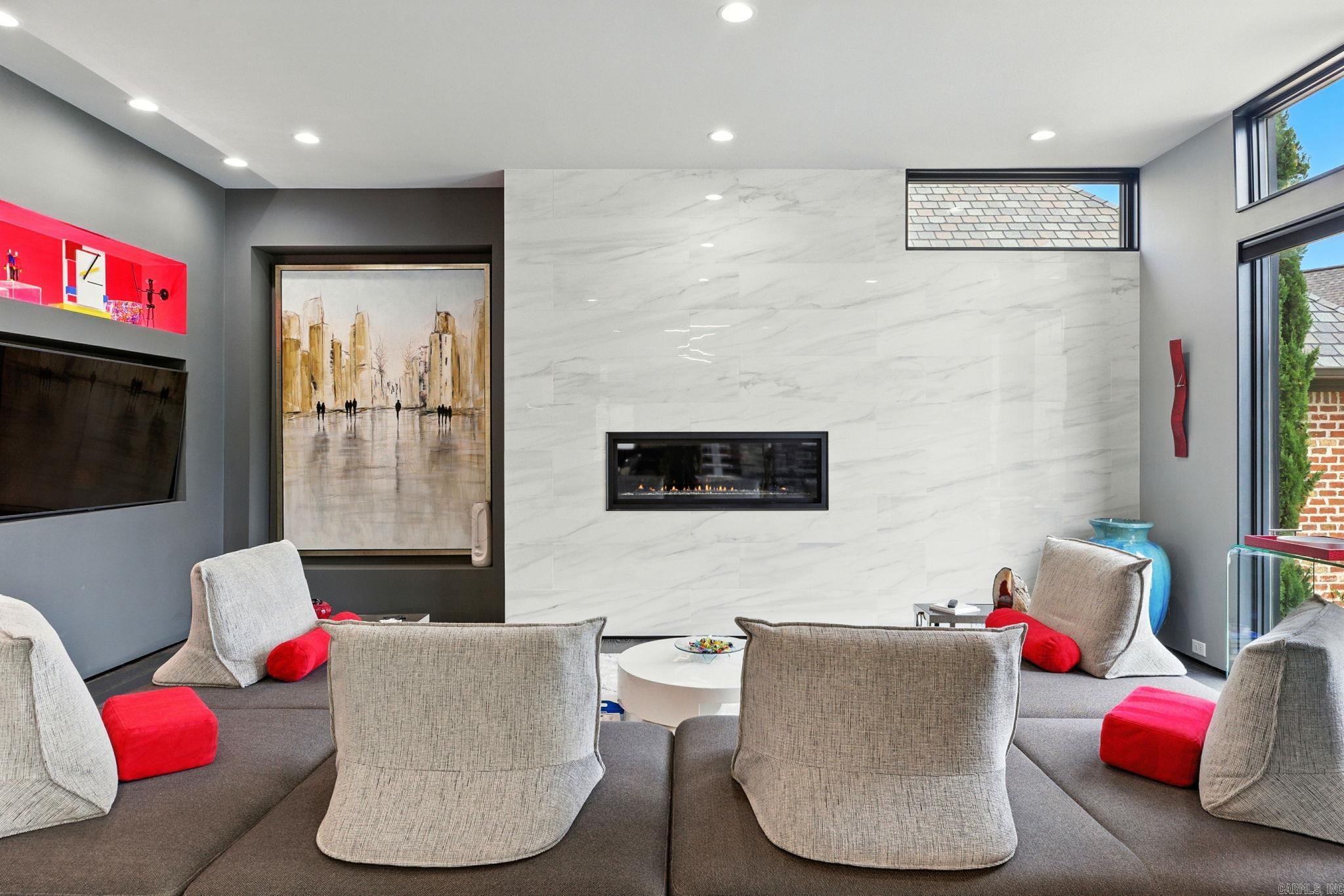 31 La Scala  Little Rock, AR