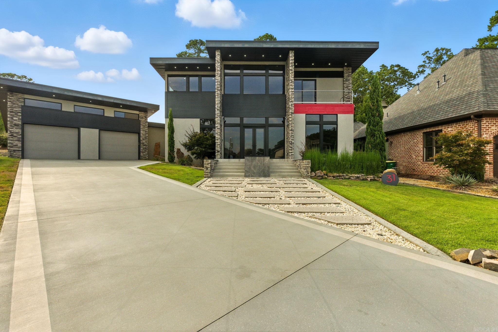 31 La Scala  Little Rock, AR