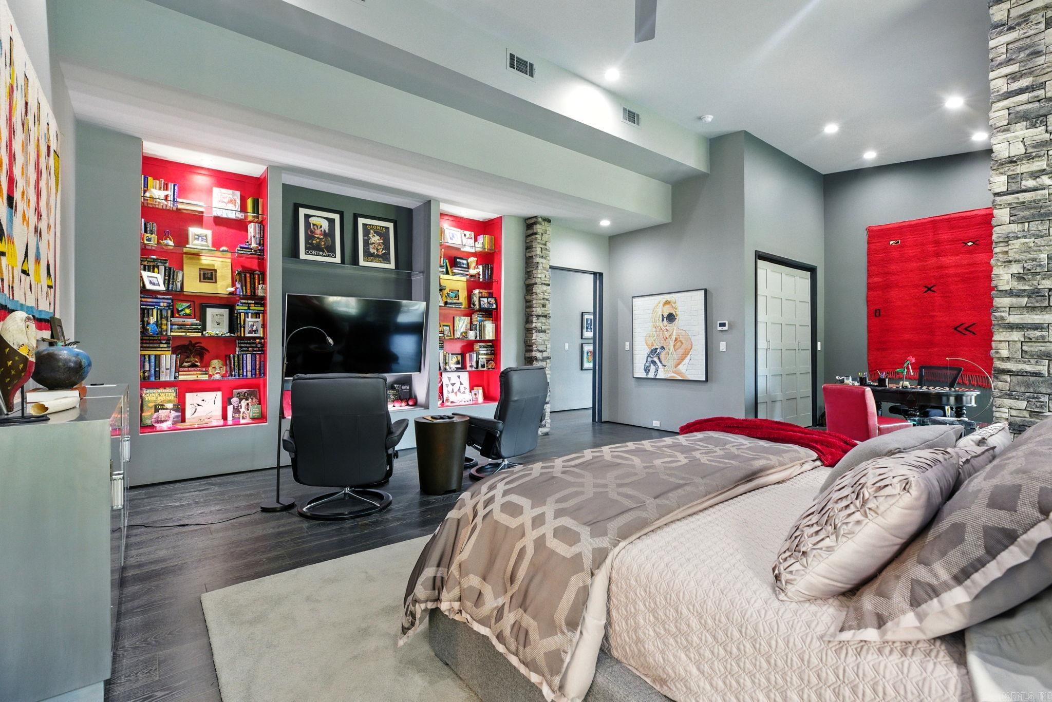 31 La Scala  Little Rock, AR