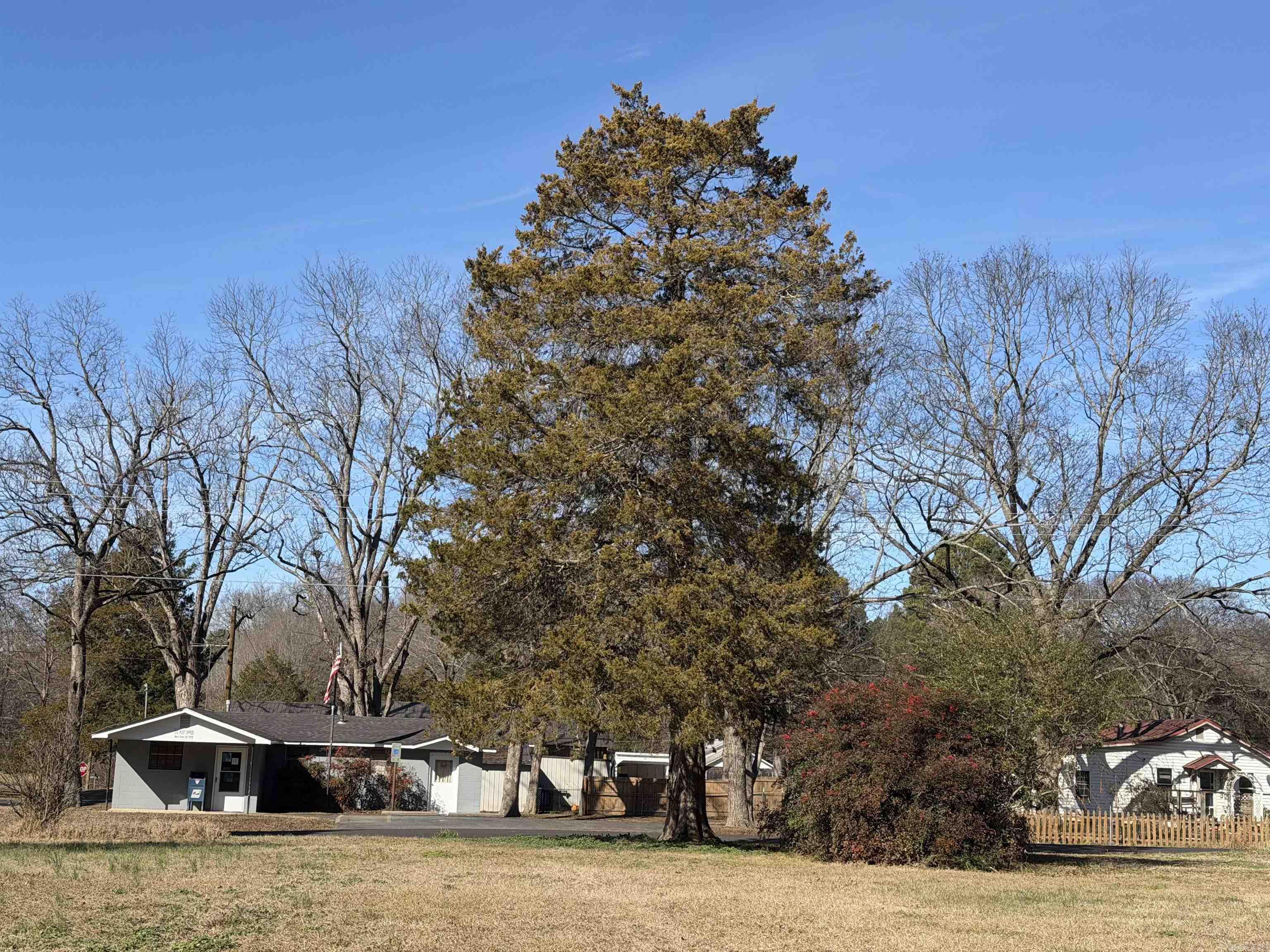 000 Main  West Point, AR