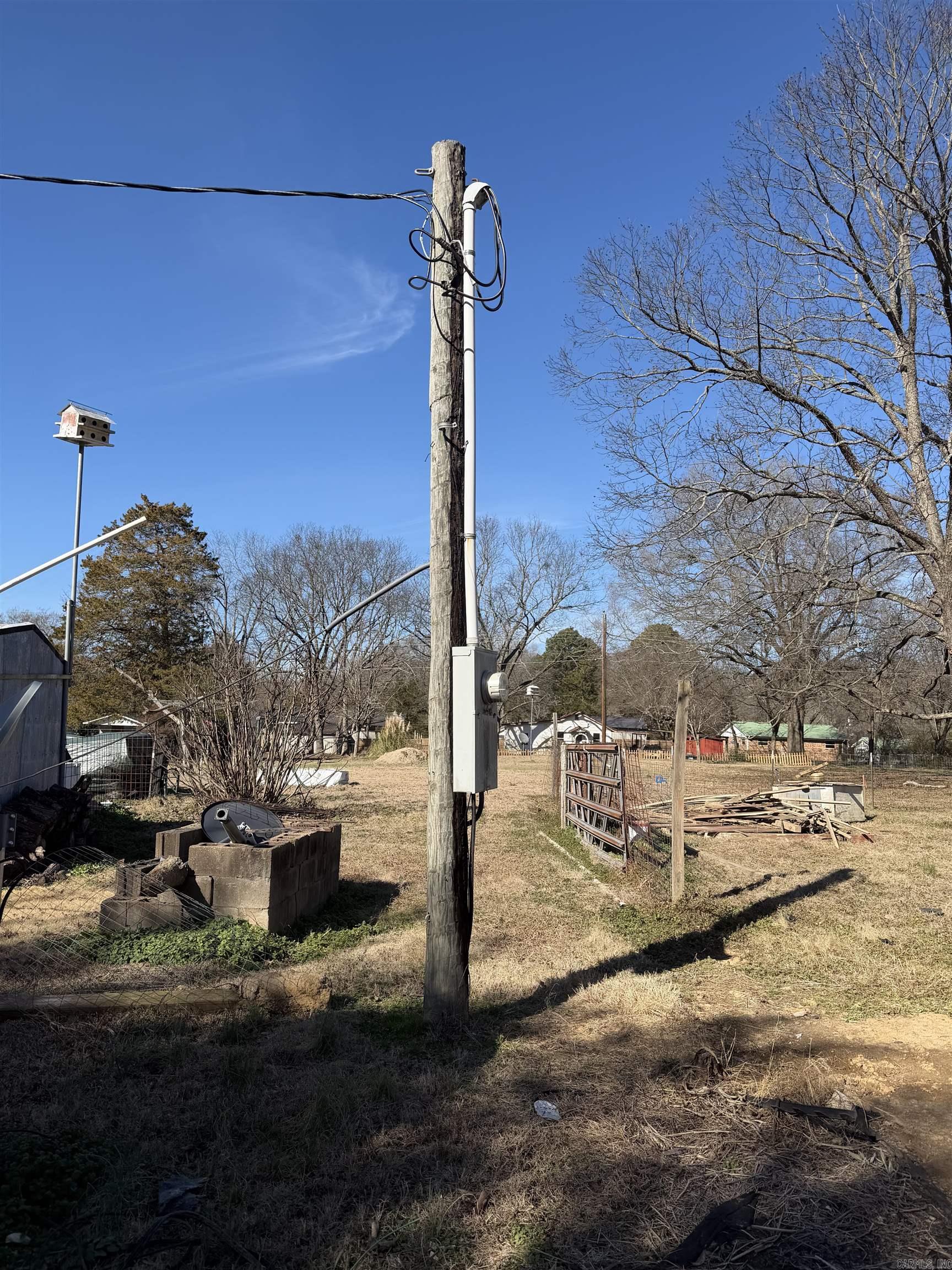 000 Main  West Point, AR