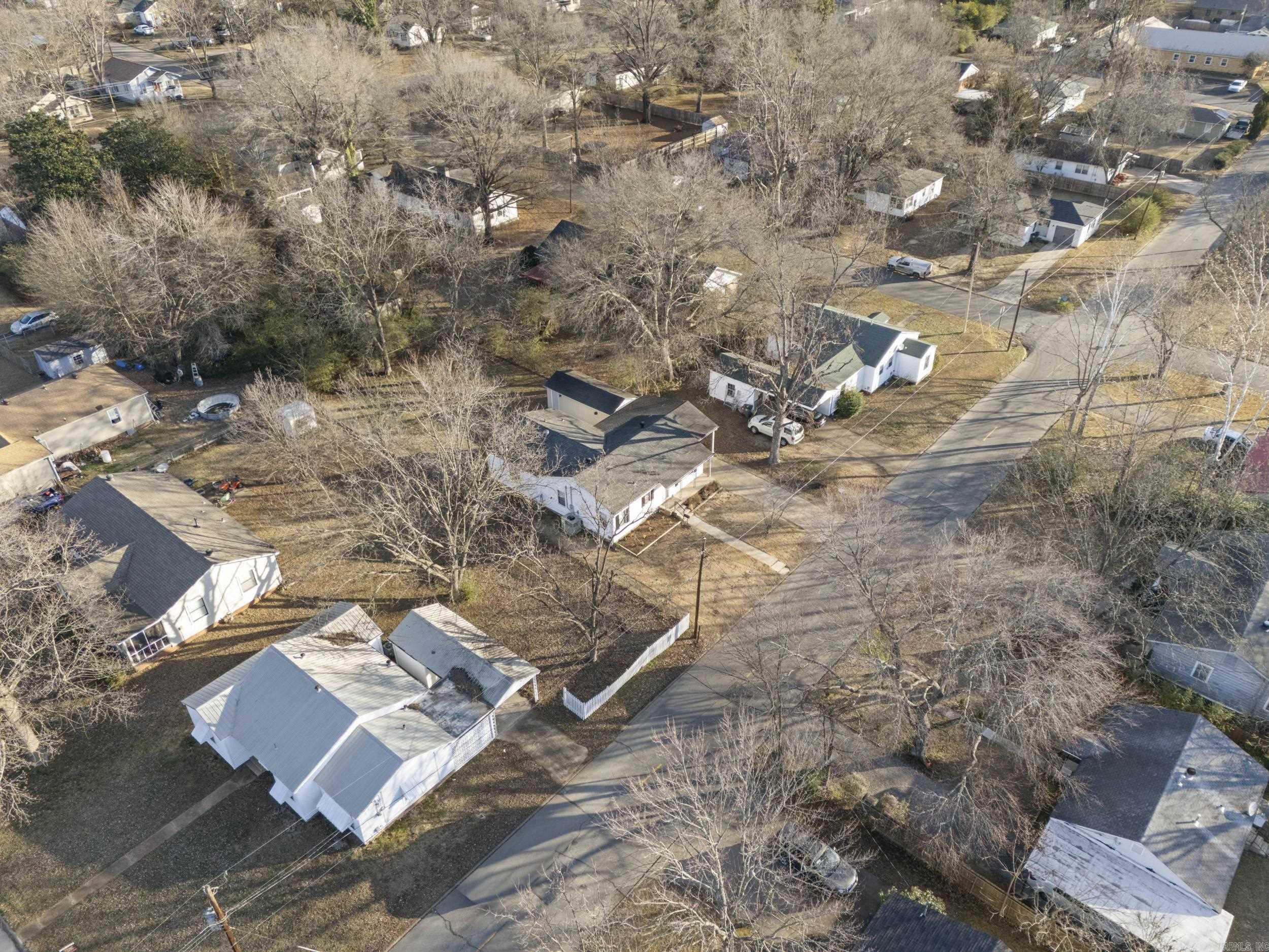 1402 W Center  Searcy, AR