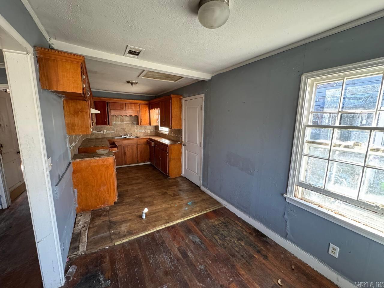 1700 W 25th  Pine Bluff, AR