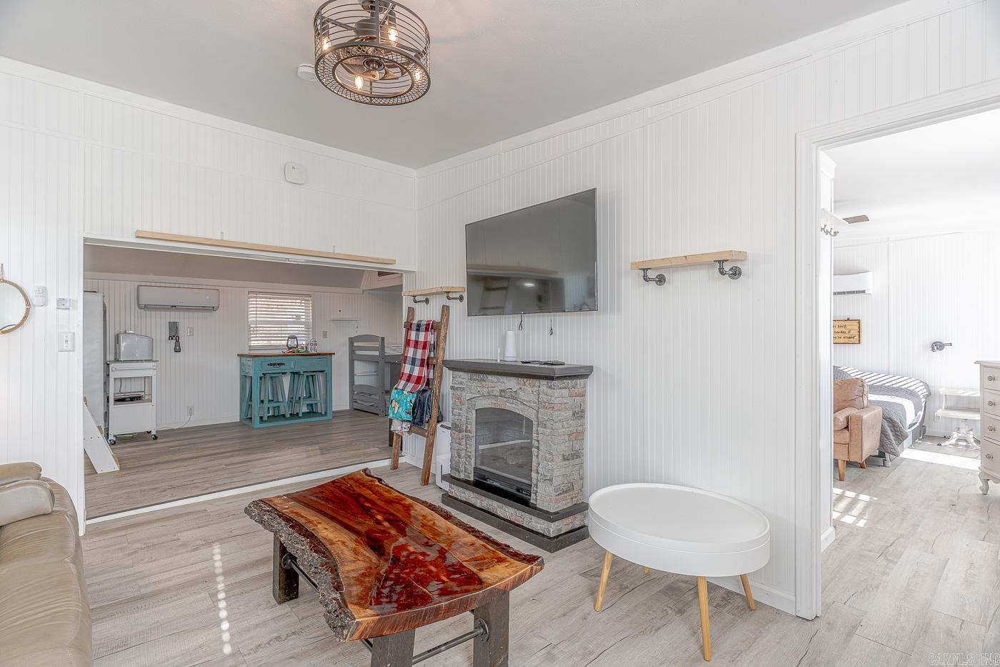 96 Pine Hollow Rd  Hardy, AR