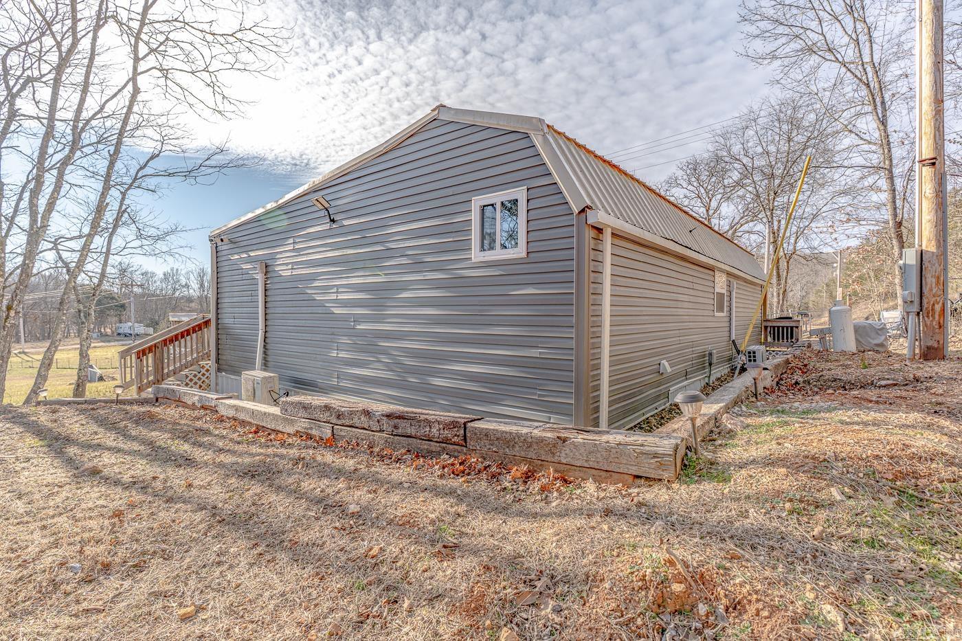 96 Pine Hollow Rd  Hardy, AR