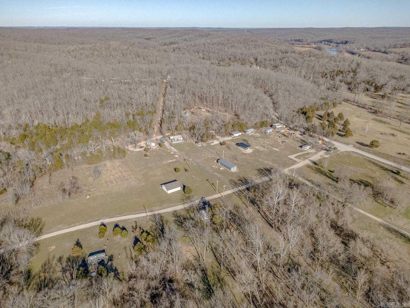 96 Pine Hollow Rd  Hardy, AR