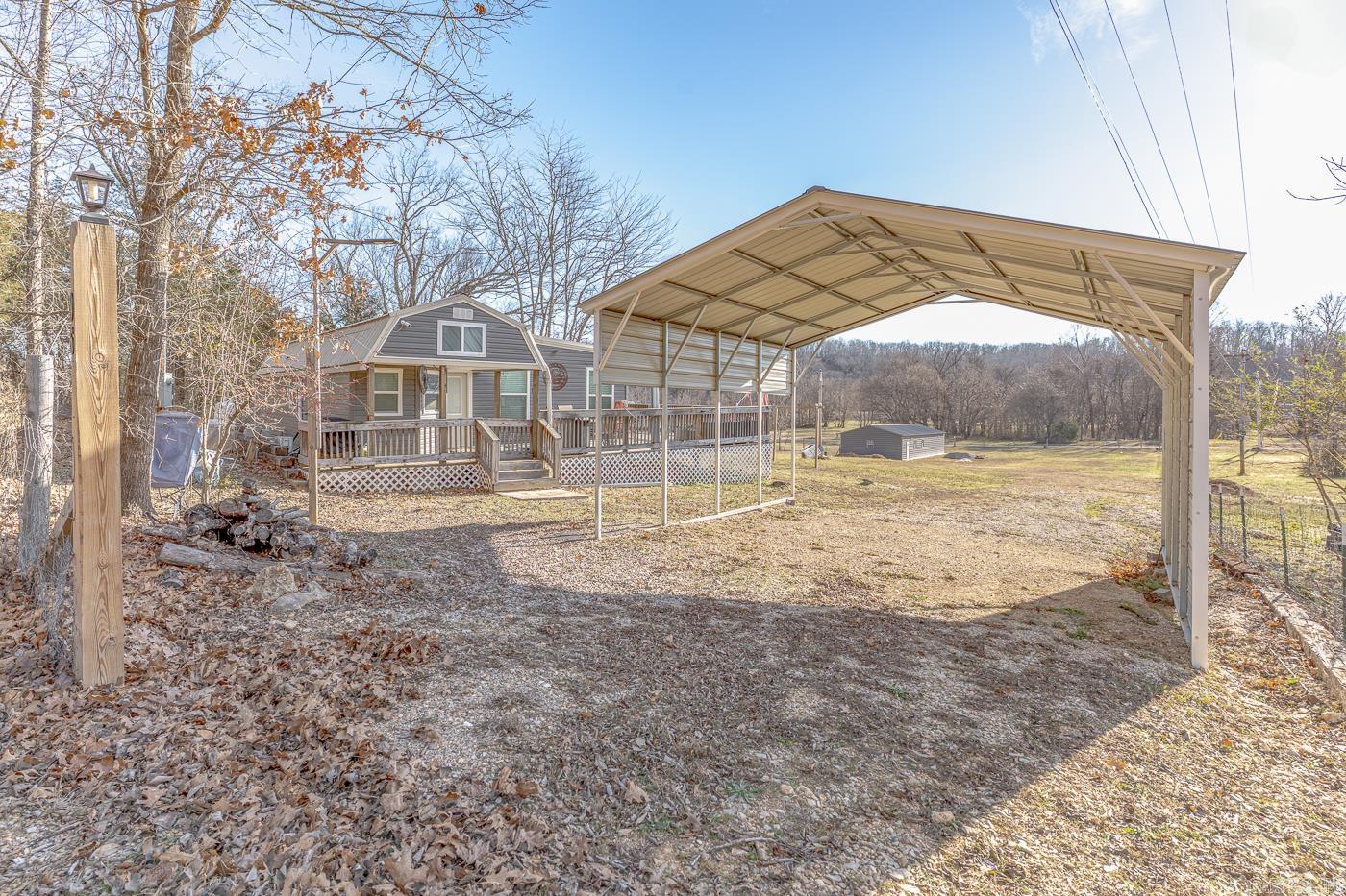 96 Pine Hollow Rd  Hardy, AR