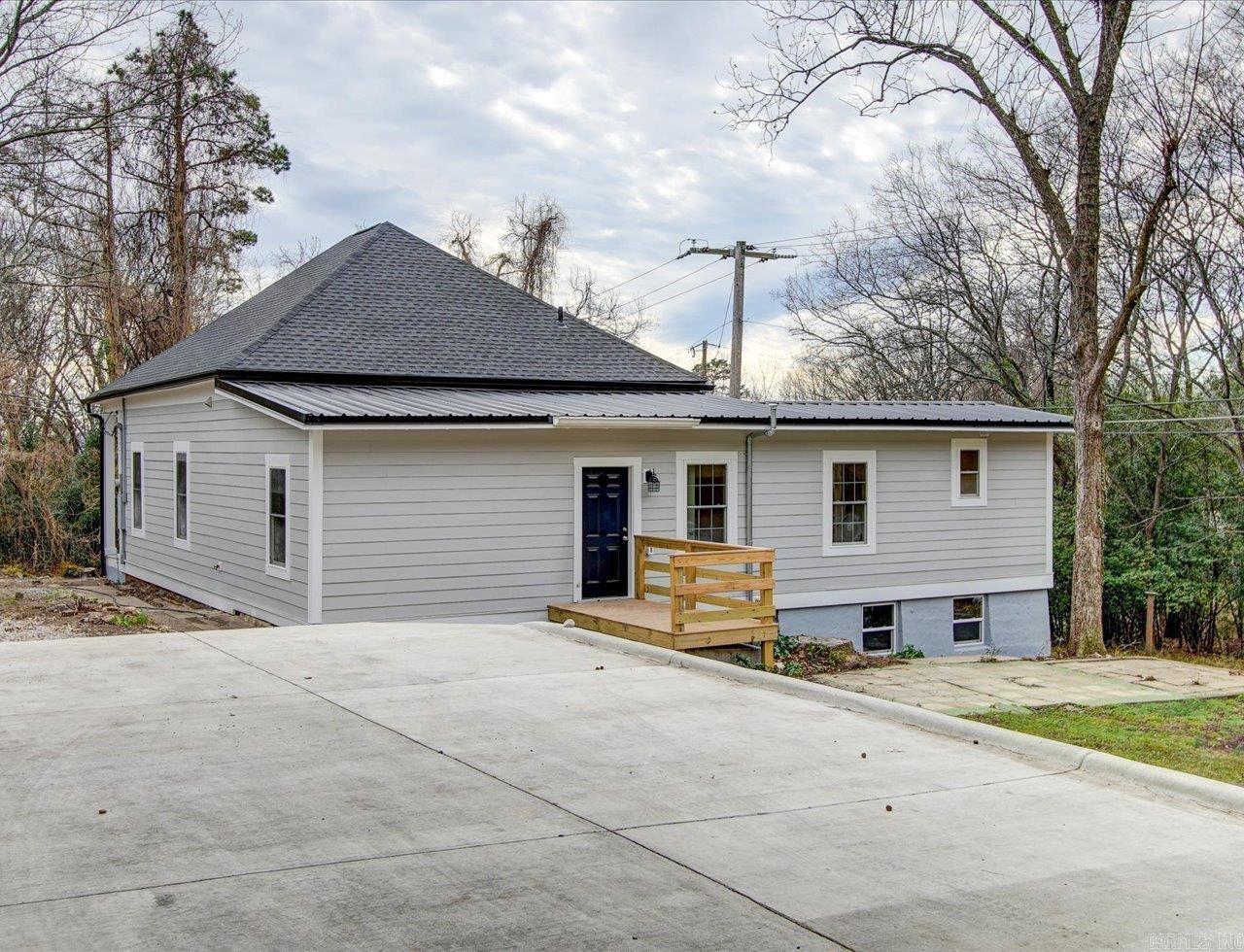 1612 W Grand Ave  Hot Springs, AR