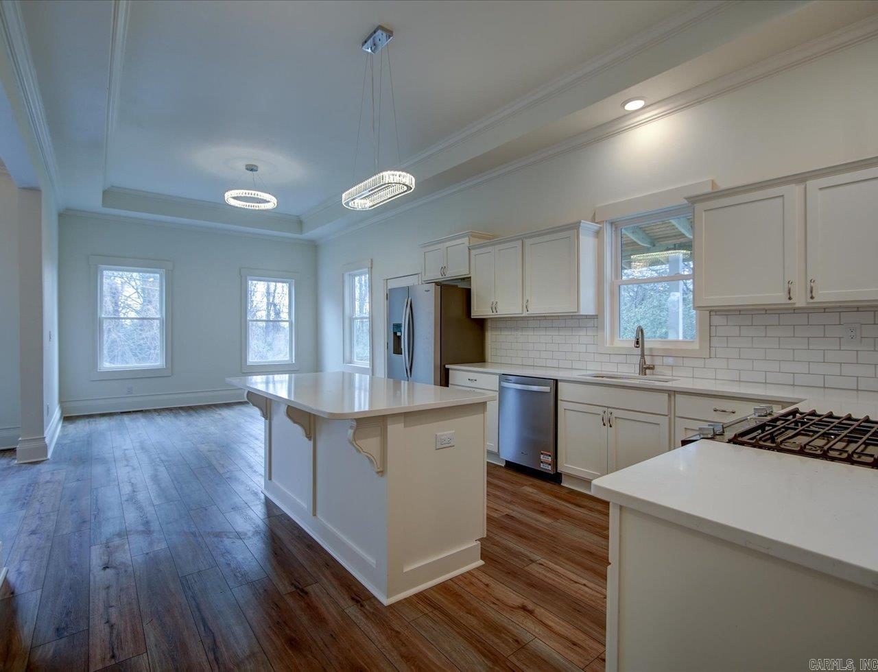 1612 W Grand Ave  Hot Springs, AR