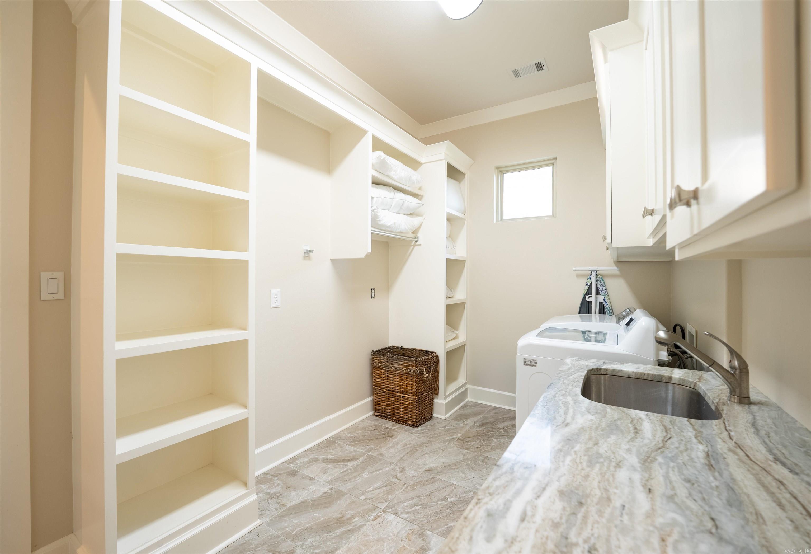 120 Ensbury  Little Rock, AR