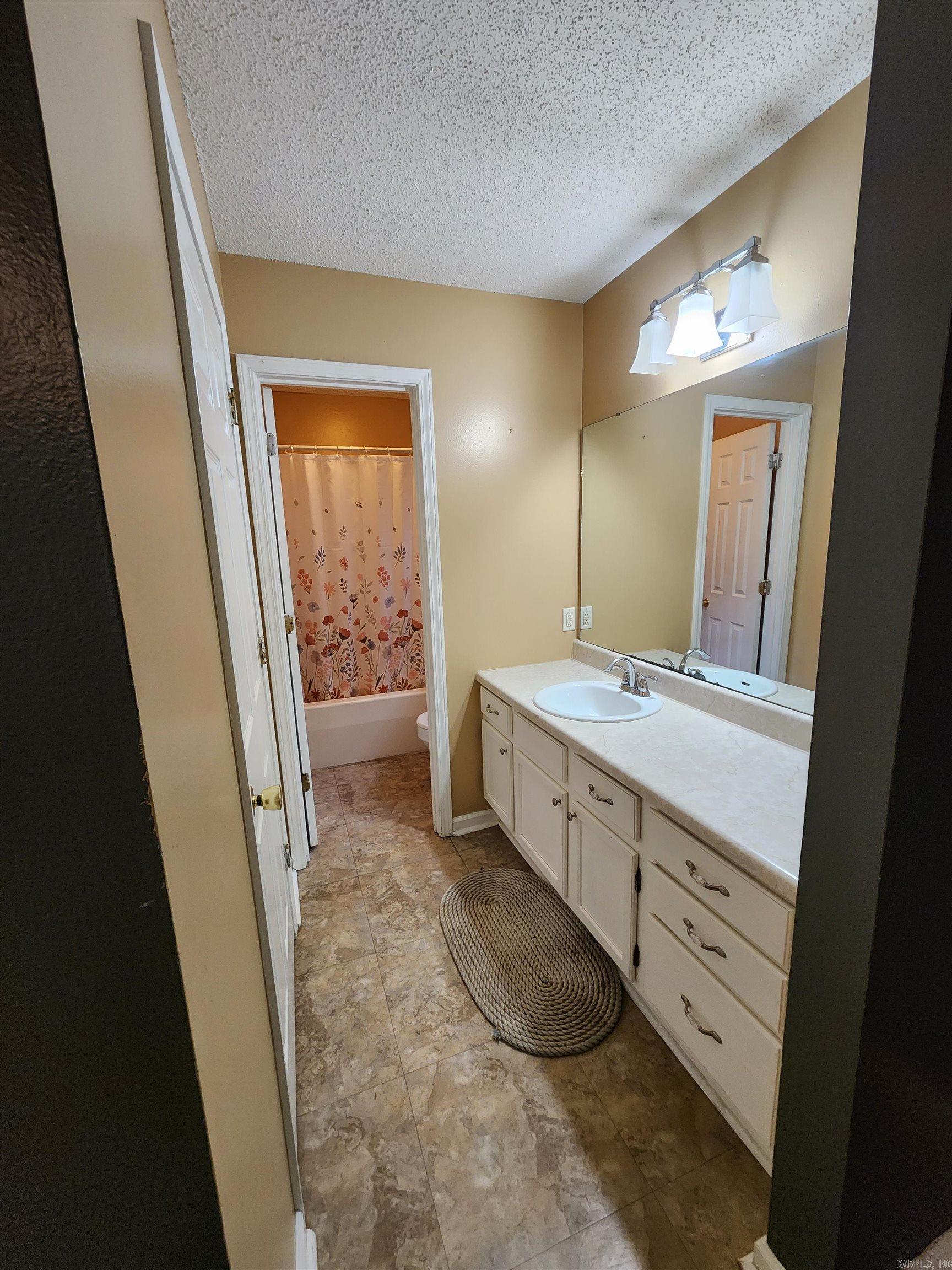 718 CARA JANE  Redfield, AR