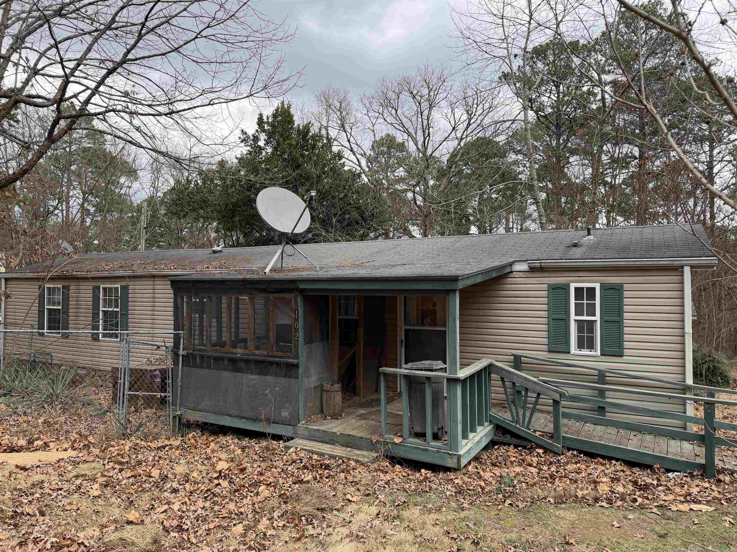 102 Fireside Lane  Fairfield Bay, AR