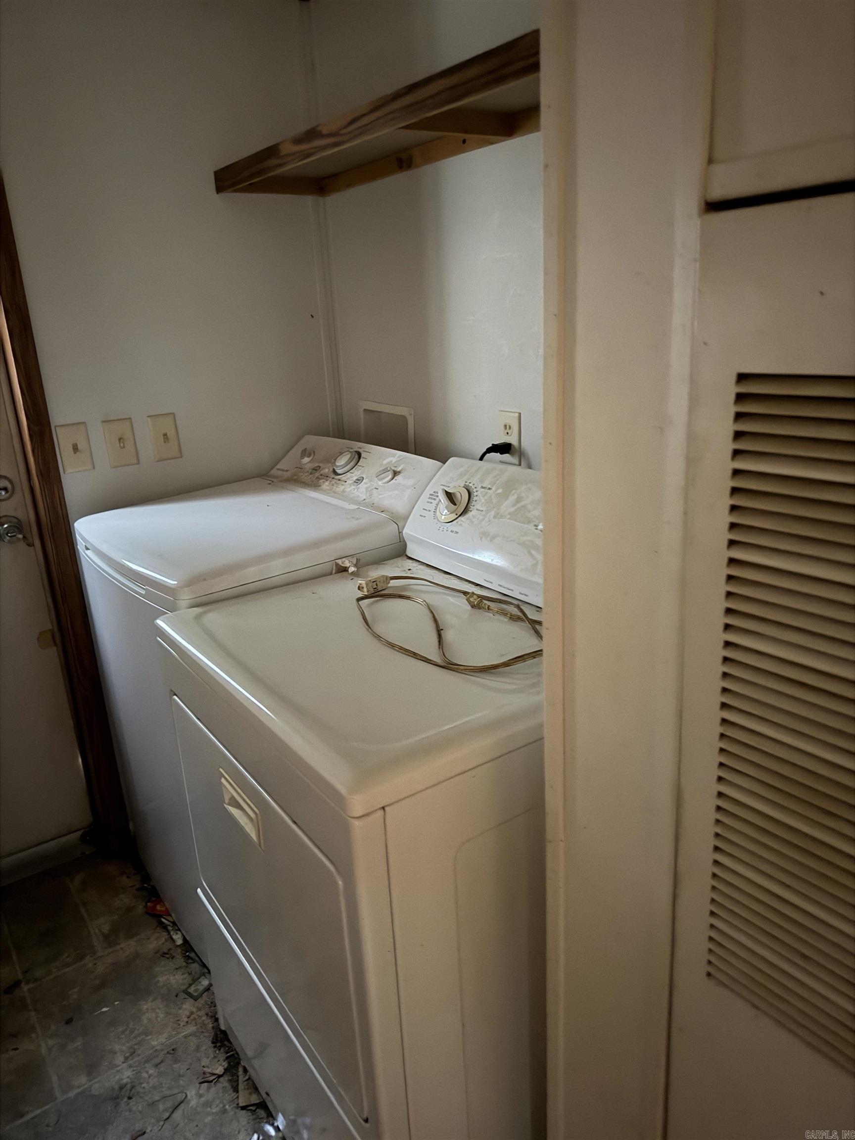 102 Fireside Lane  Fairfield Bay, AR