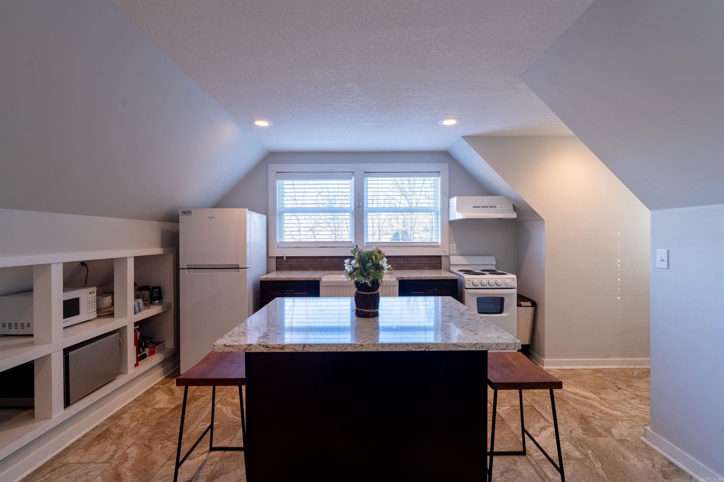 29 Sylvan Shores  Edgemont, AR