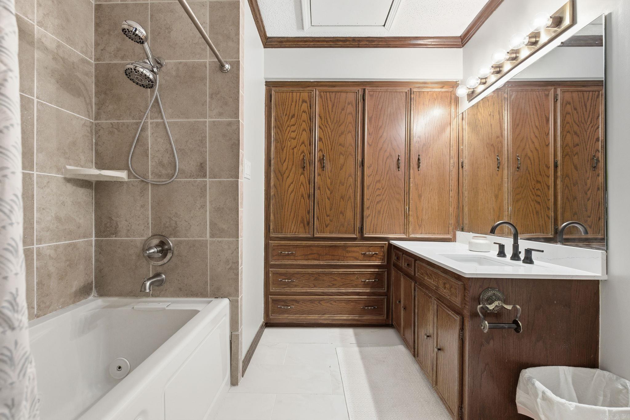 514 Cambridge Place Drive Little Rock, AR 72227