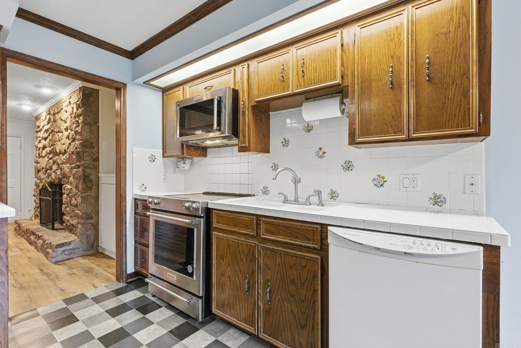 514 Cambridge Place Drive Little Rock, AR 72227