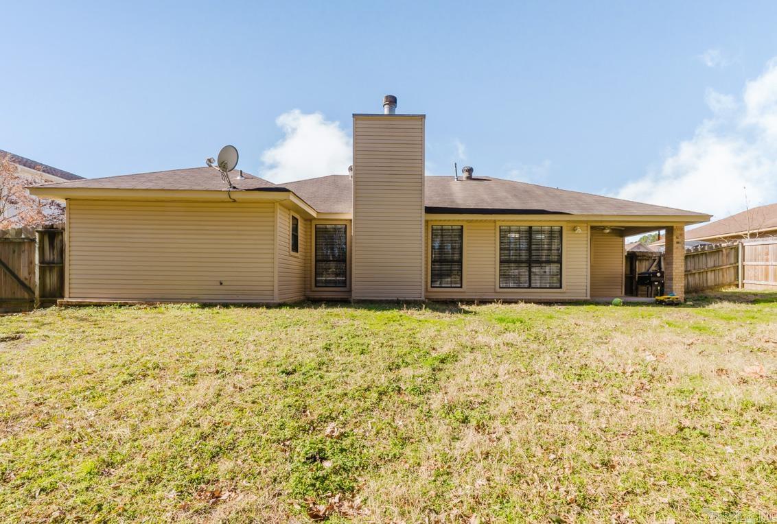 109 Honeysuckle Hills  Redfield, AR