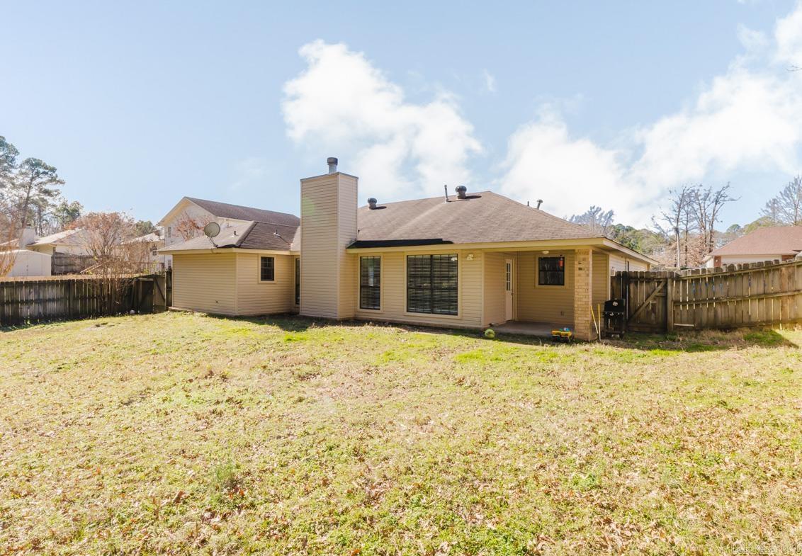 109 Honeysuckle Hills  Redfield, AR