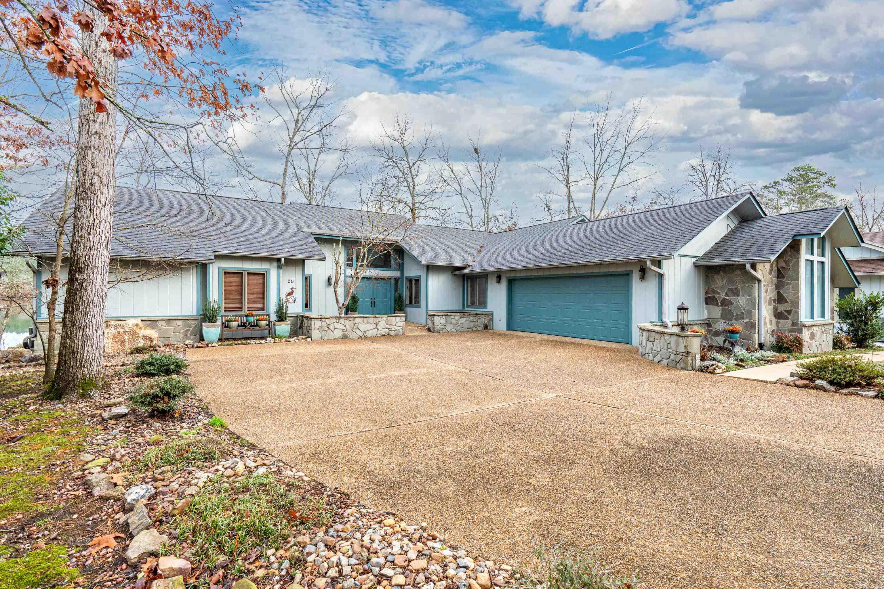 29 Romano  Hot Springs Village, AR