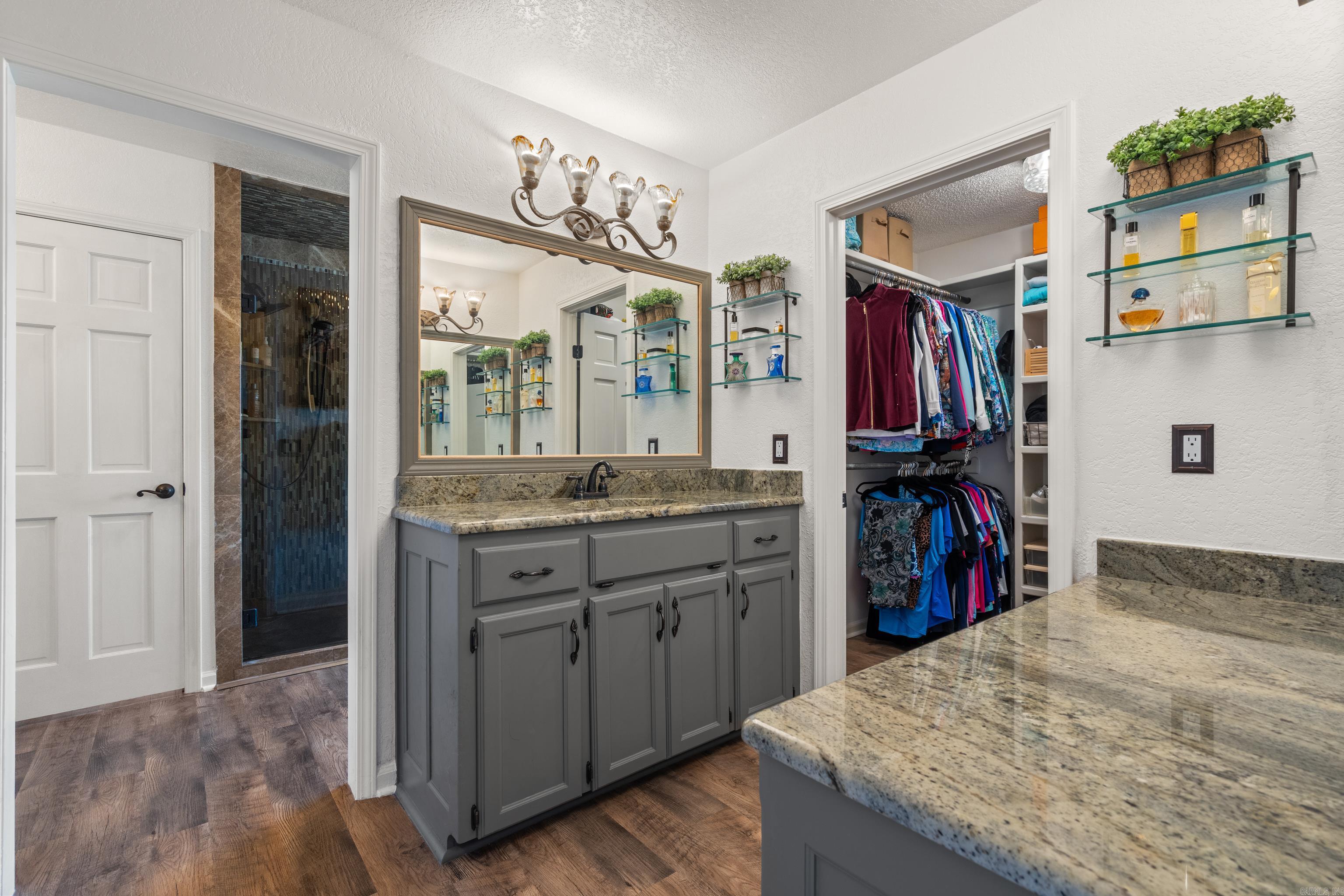 29 Romano  Hot Springs Village, AR