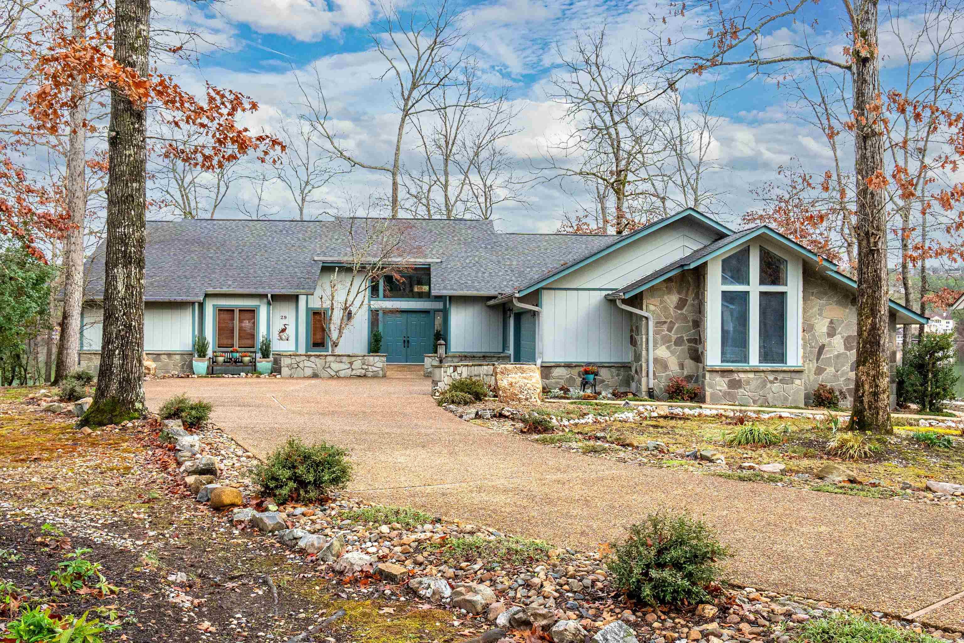 29 Romano  Hot Springs Village, AR