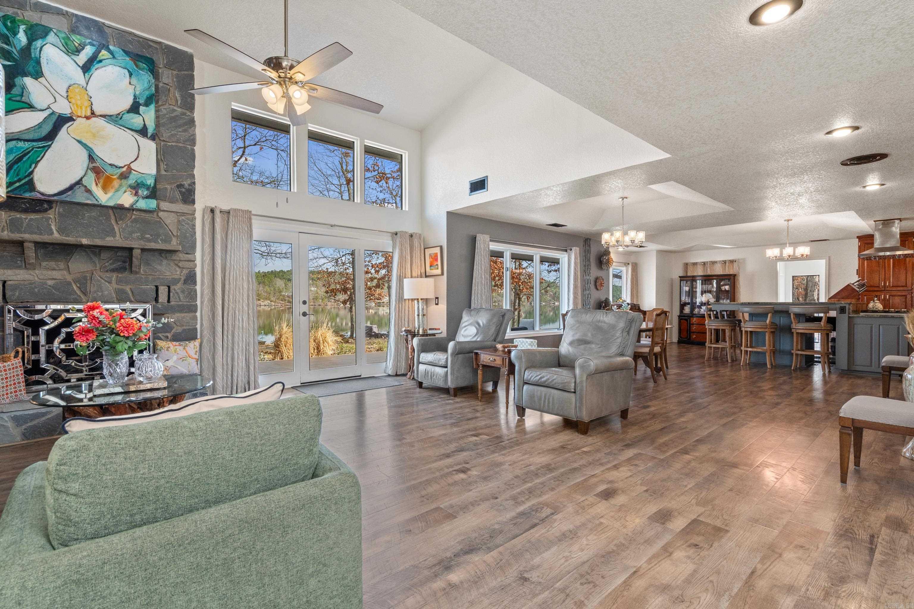 29 Romano  Hot Springs Village, AR