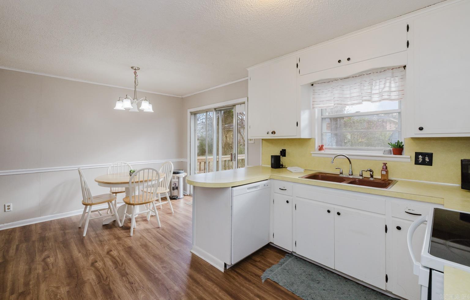 3900 Emerson  North Little Rock, AR