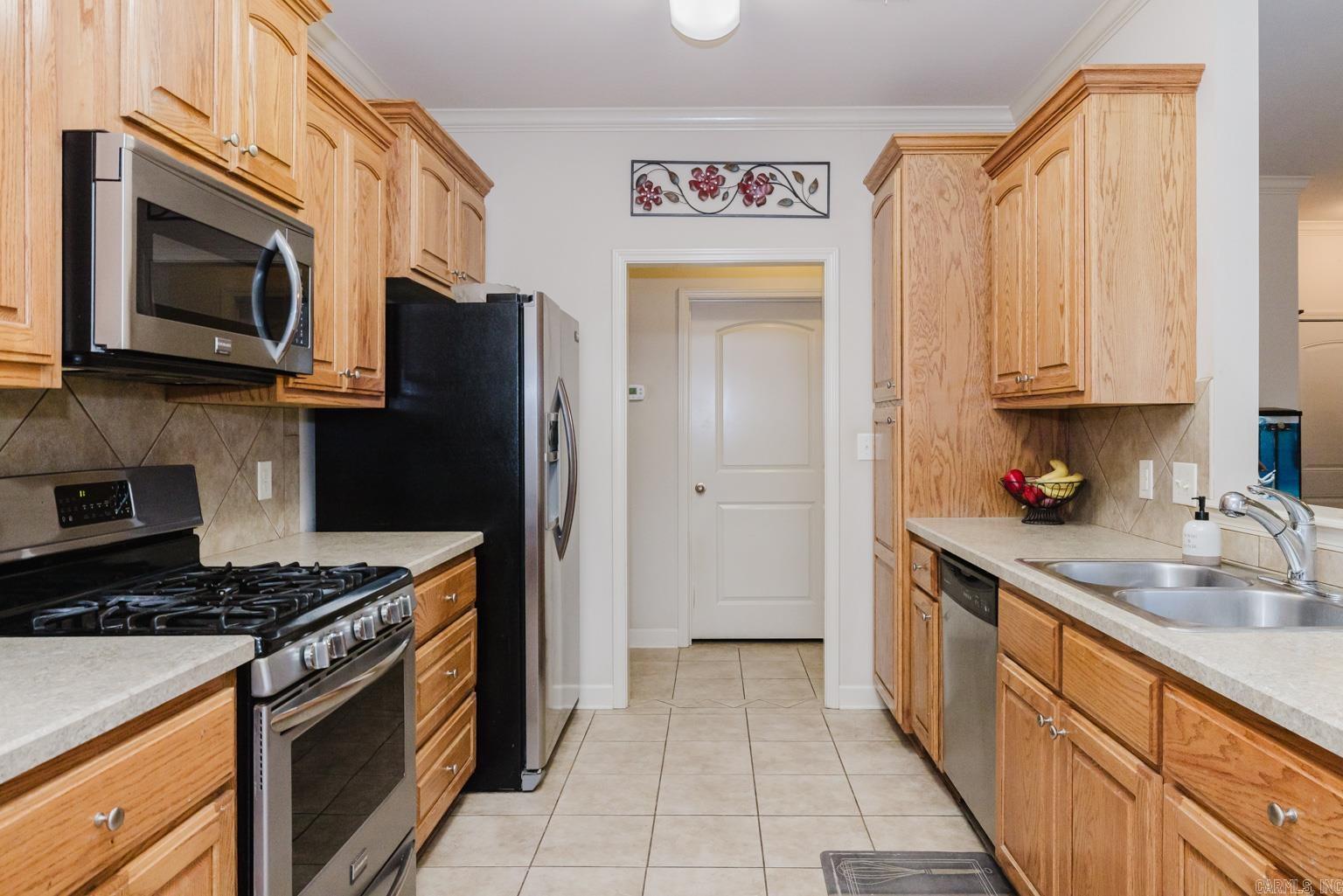 1100 Oak Glenn Loop  Bryant, AR