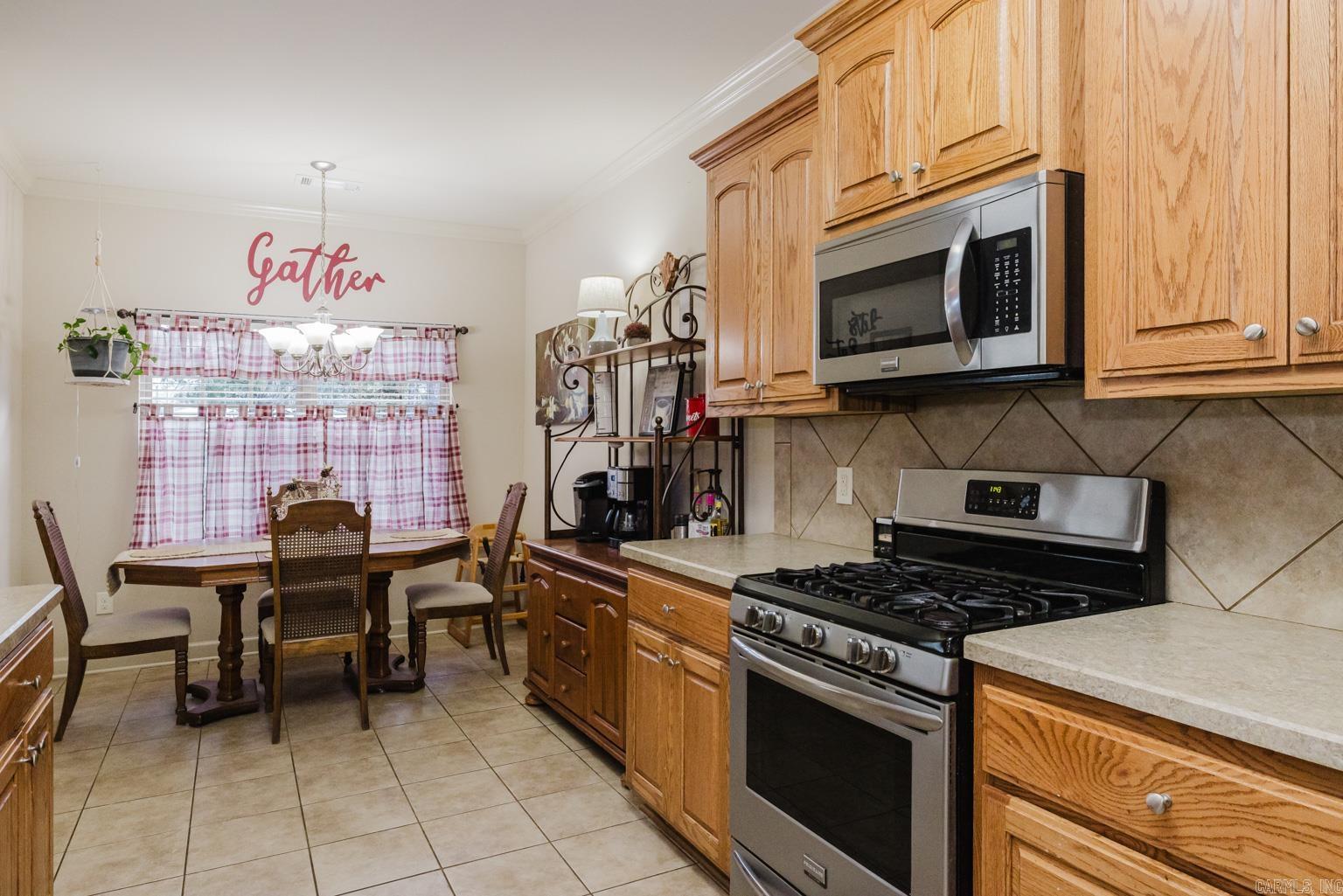 1100 Oak Glenn Loop  Bryant, AR