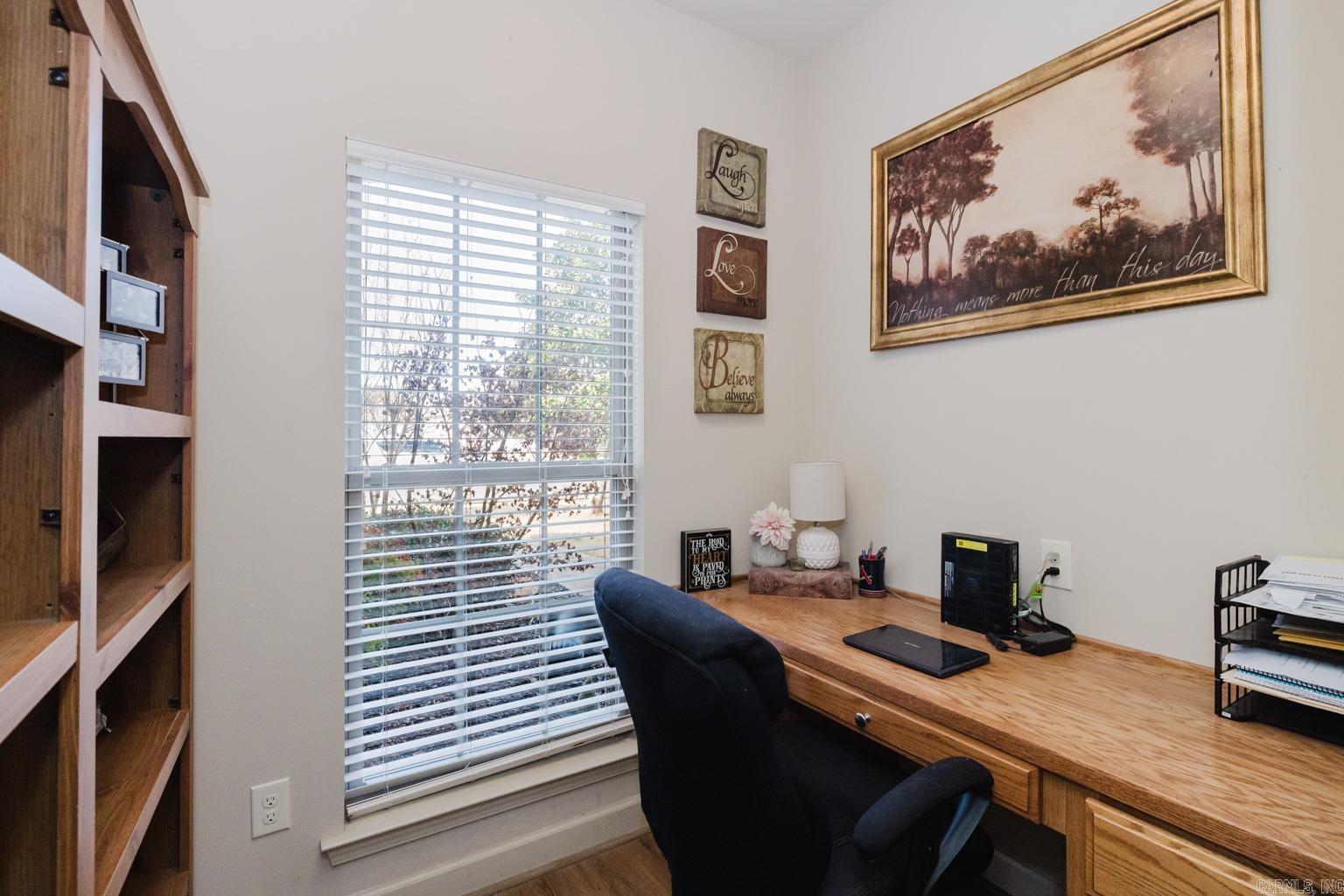 1100 Oak Glenn Loop  Bryant, AR