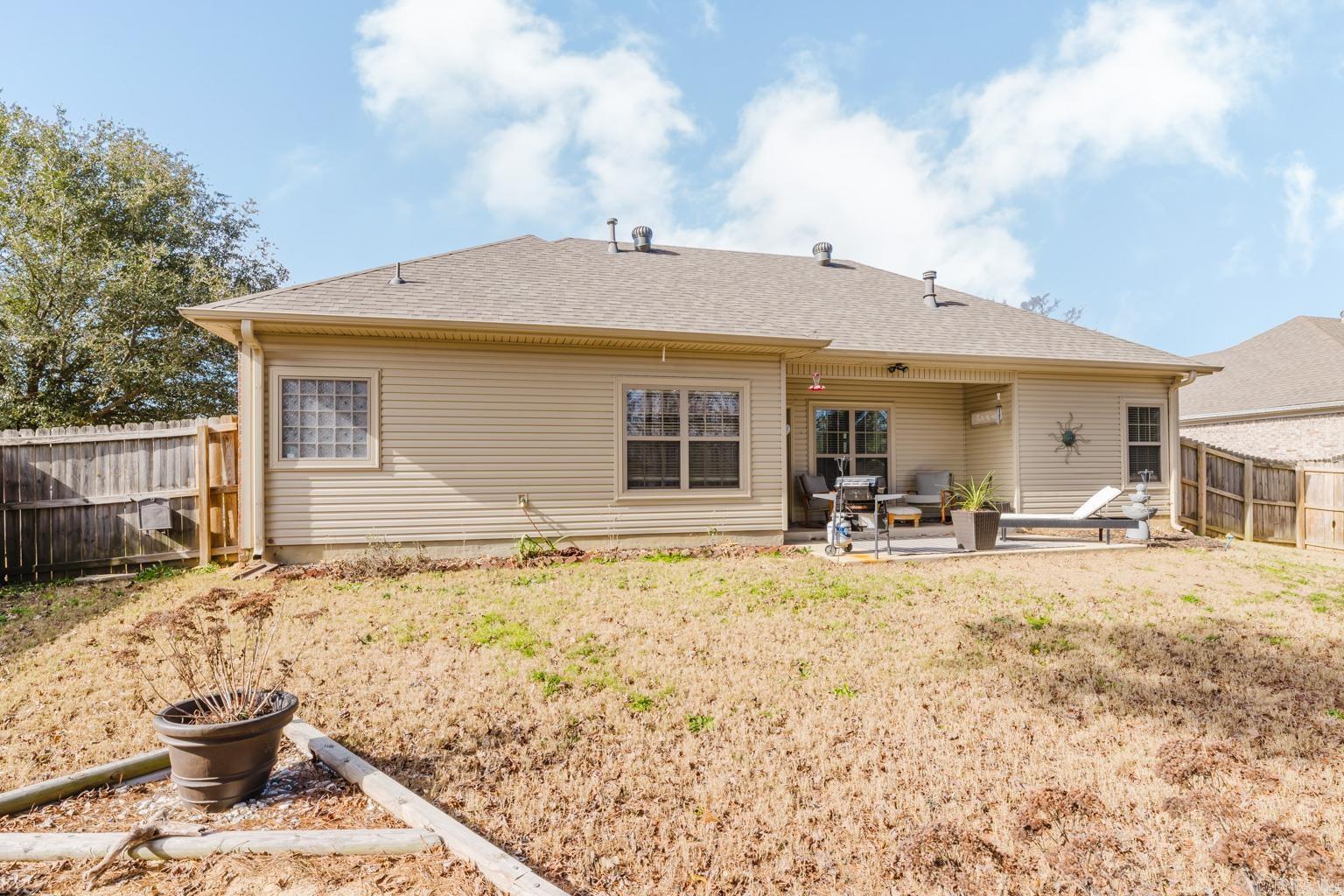 1100 Oak Glenn Loop  Bryant, AR