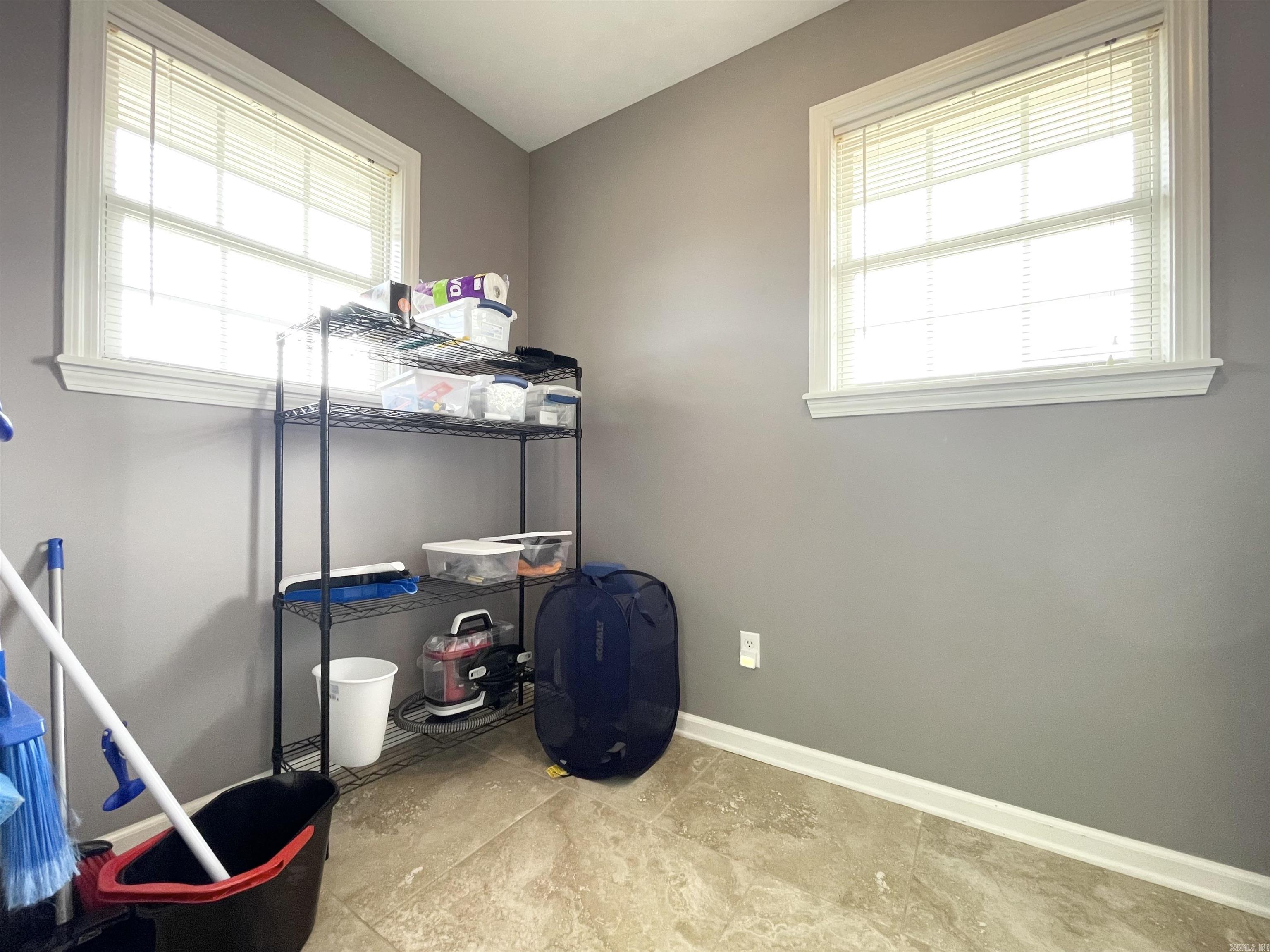 80 Sagebrush  Pottsville, AR