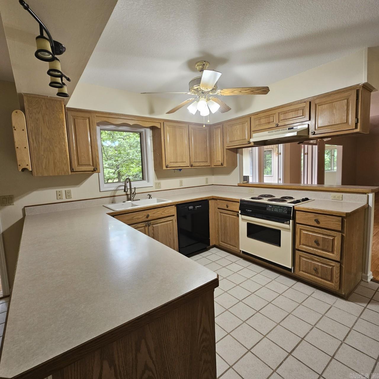 127 Cifuentes Way  Hot Springs Village, AR