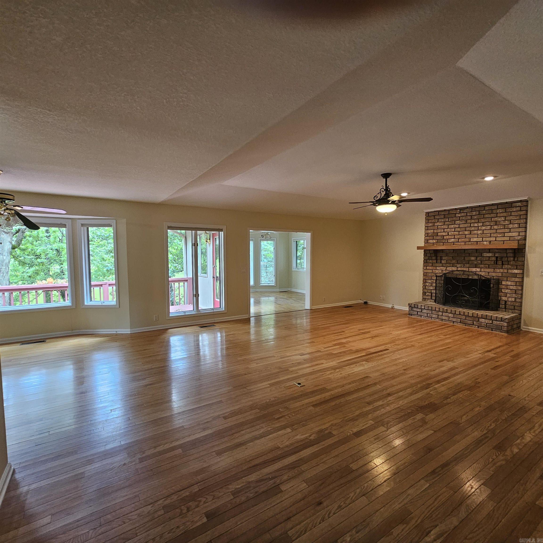 127 Cifuentes Way  Hot Springs Village, AR