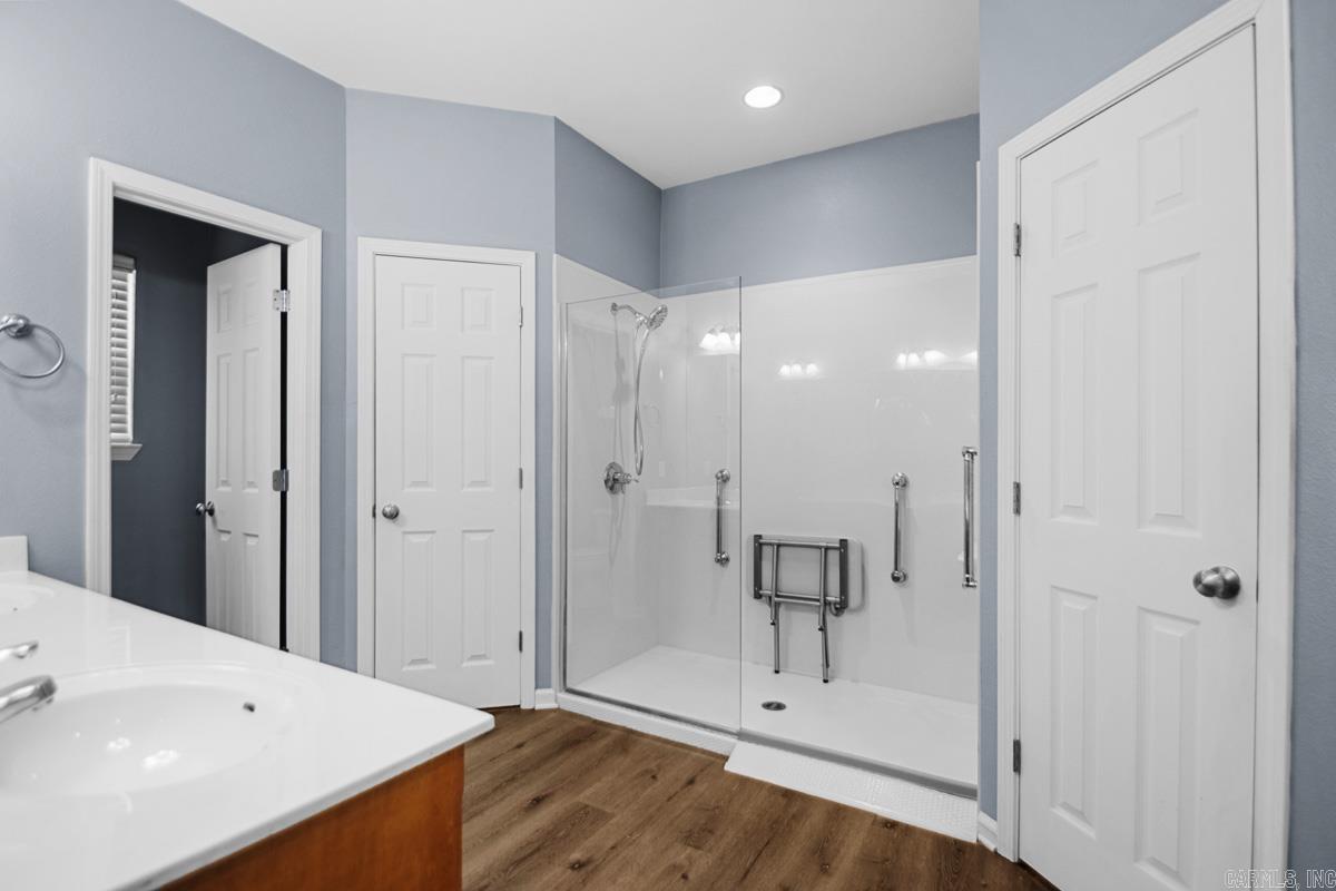 330 Madison Village  Benton, AR