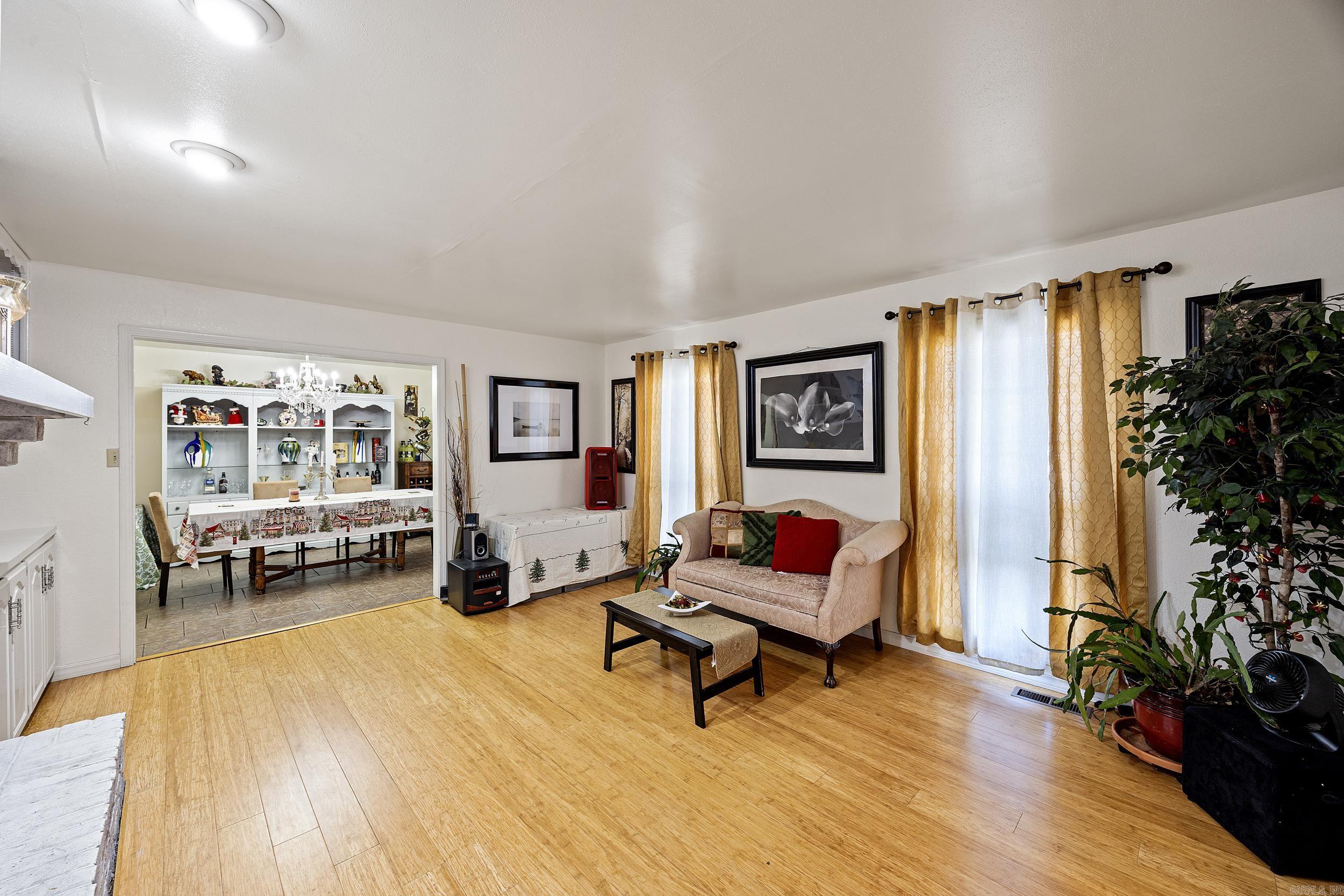 316 Craigwood  Russellville, AR