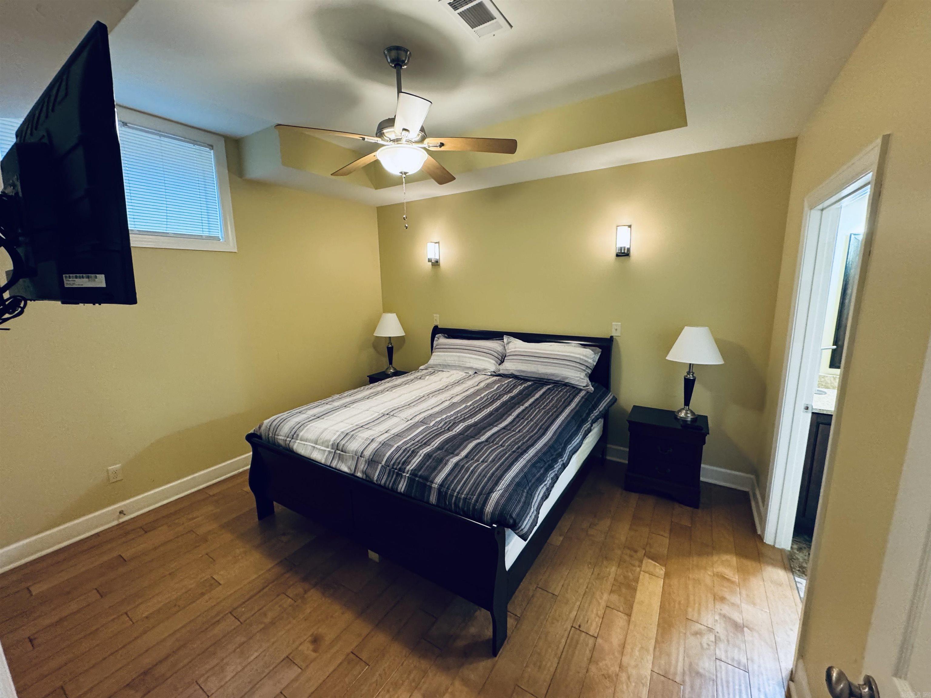 85 Lakeshore  Greers Ferry, AR