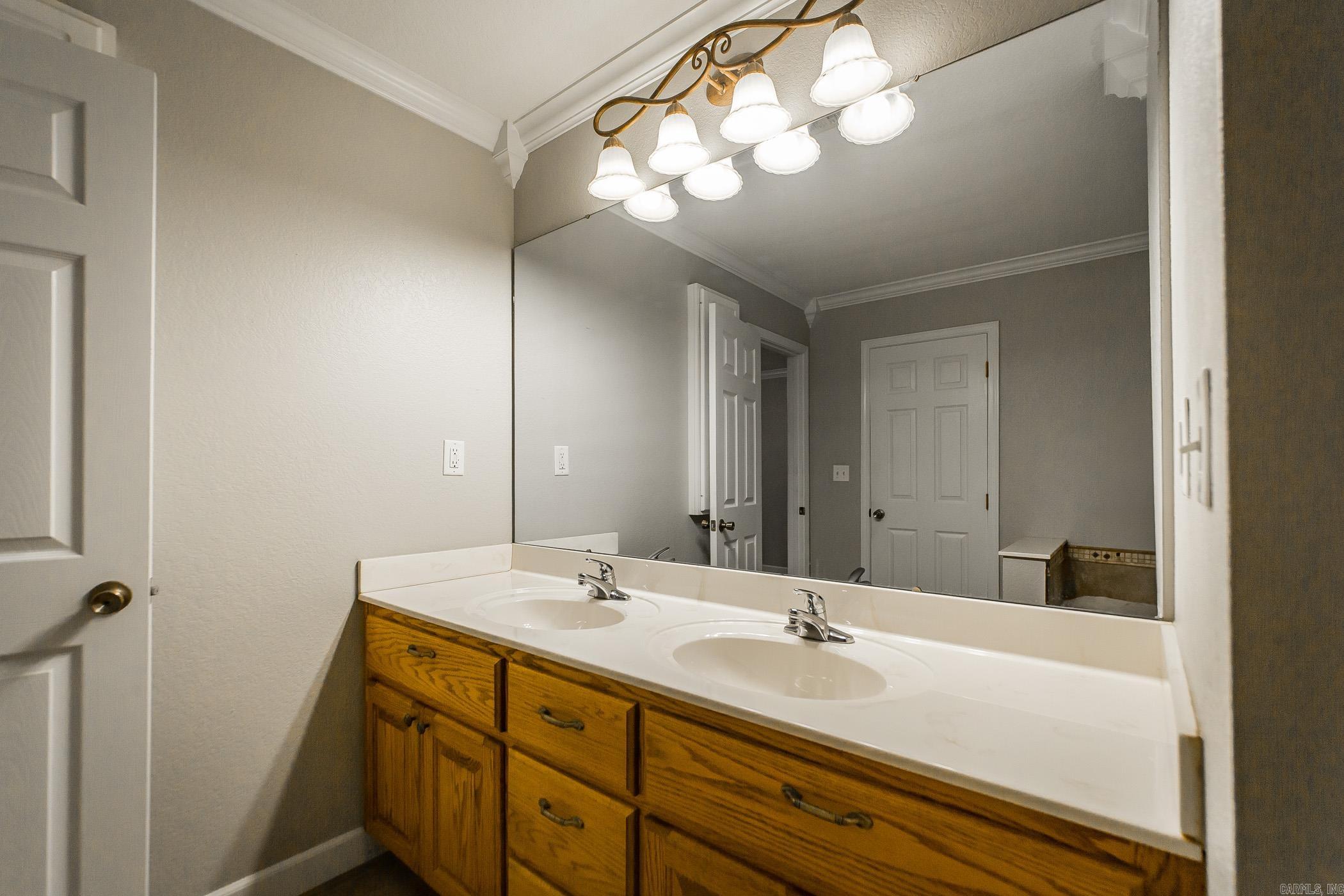 100 Traway  Edgemont, AR