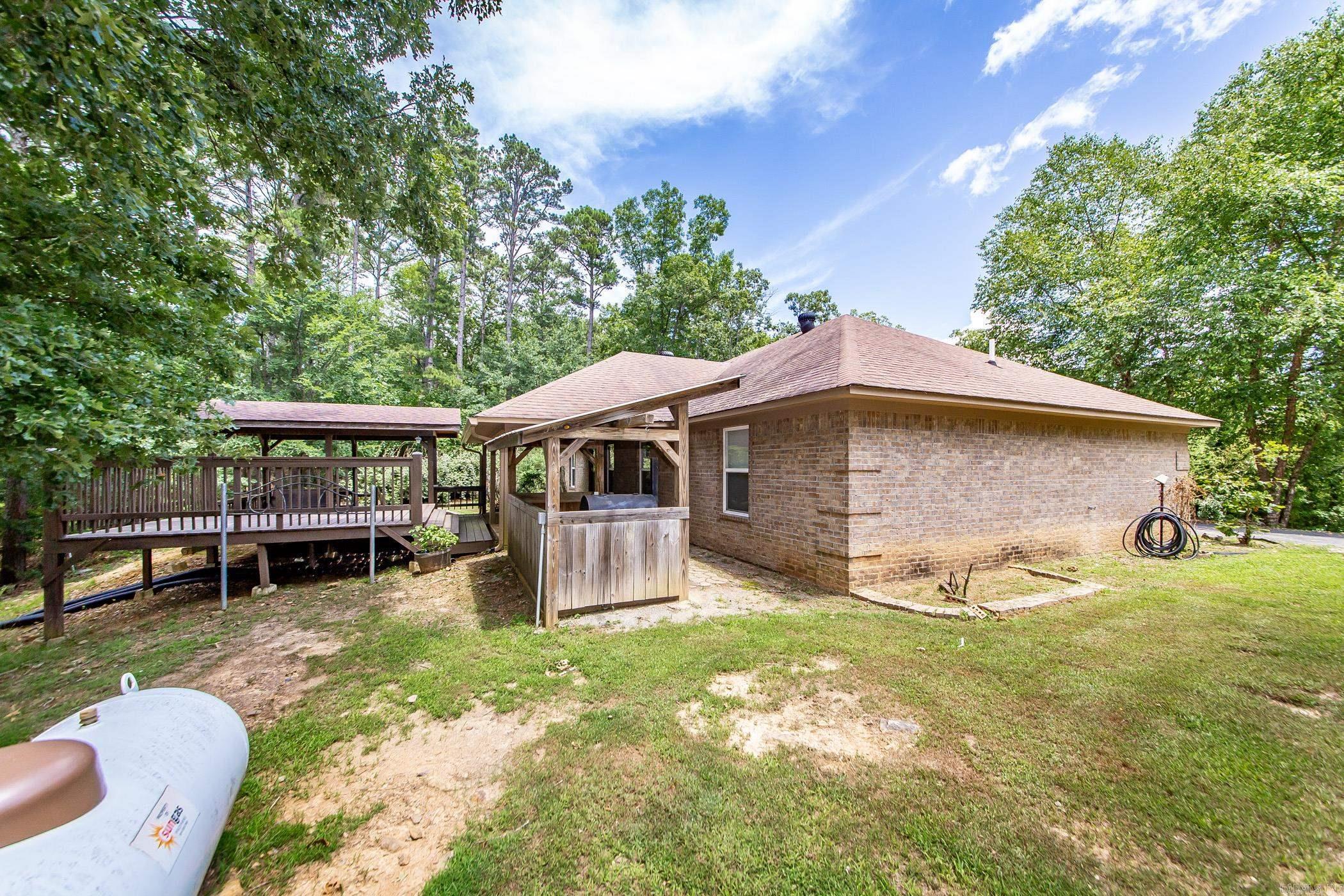 100 Traway  Edgemont, AR