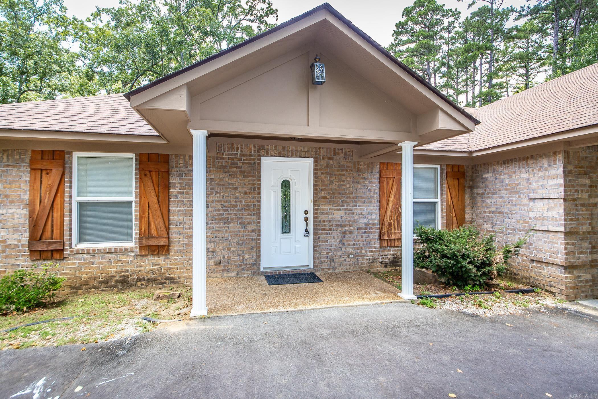 100 Traway  Edgemont, AR