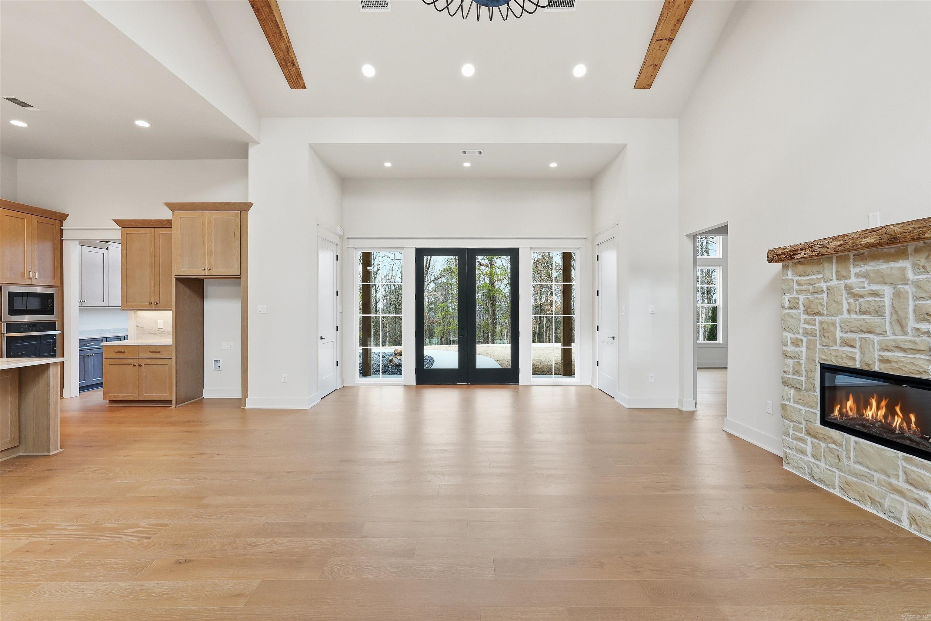 21 Southridge  Mount Ida, AR